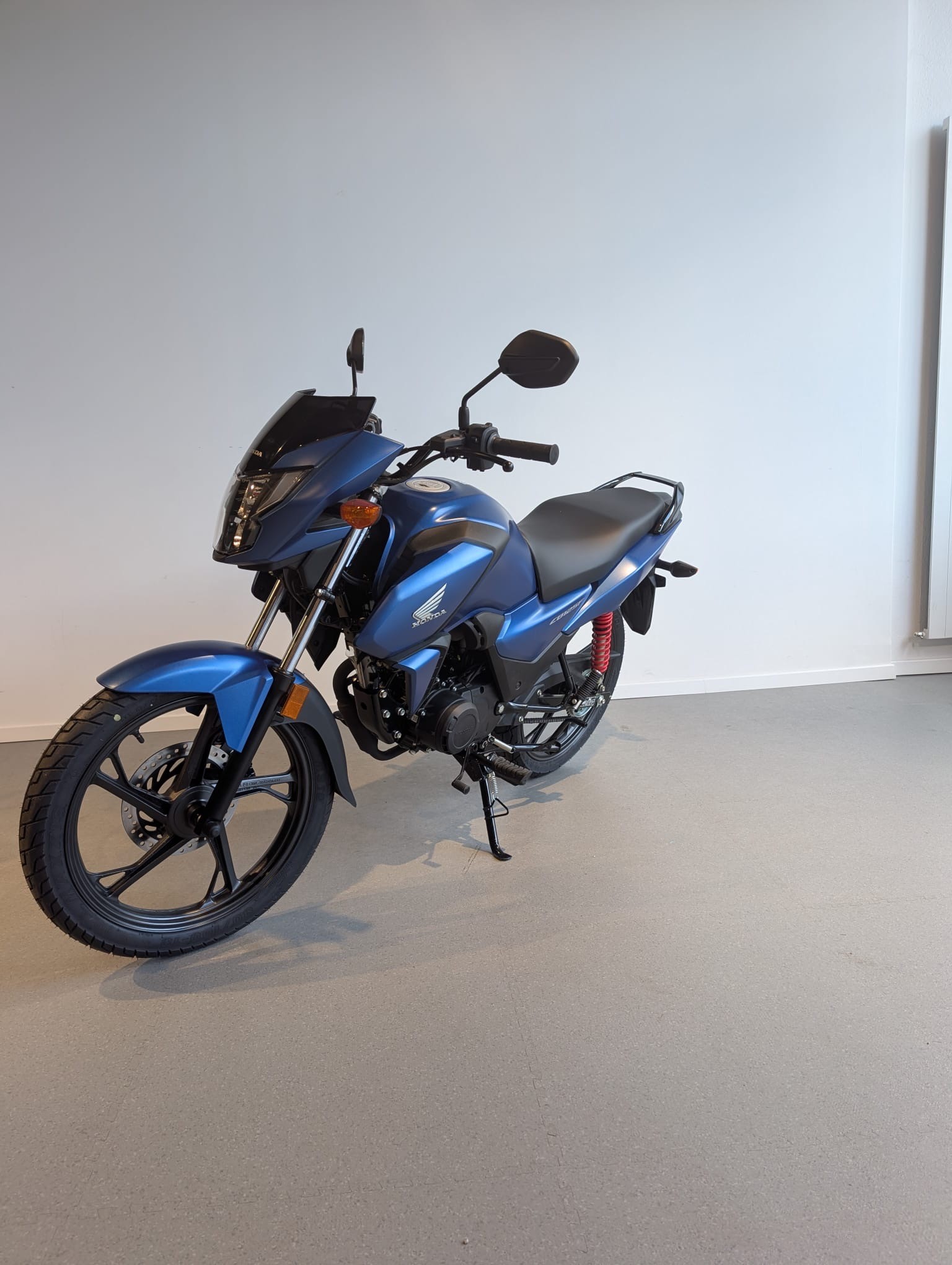 HONDA CBF 125 M-image-6