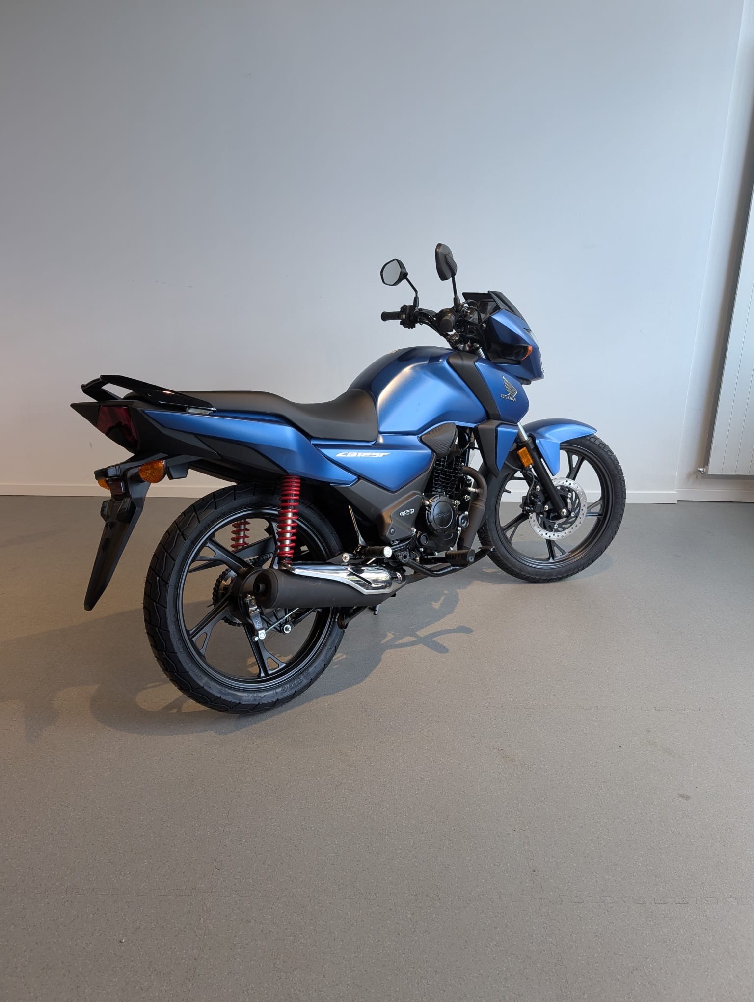 HONDA CBF 125 M-image-2