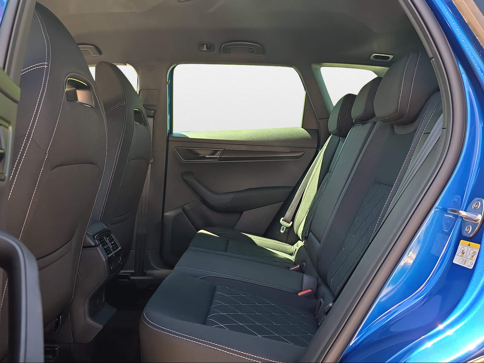 SKODA Karoq 2.0 TSI SportLine 4x4 DSG-image-10