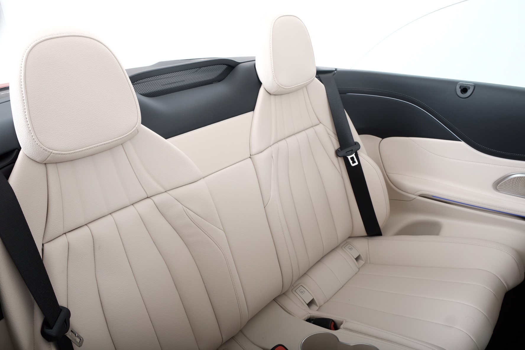 MERCEDES-BENZ CLE 450 Cabrio 4Matic 9G-Tronic-image-14