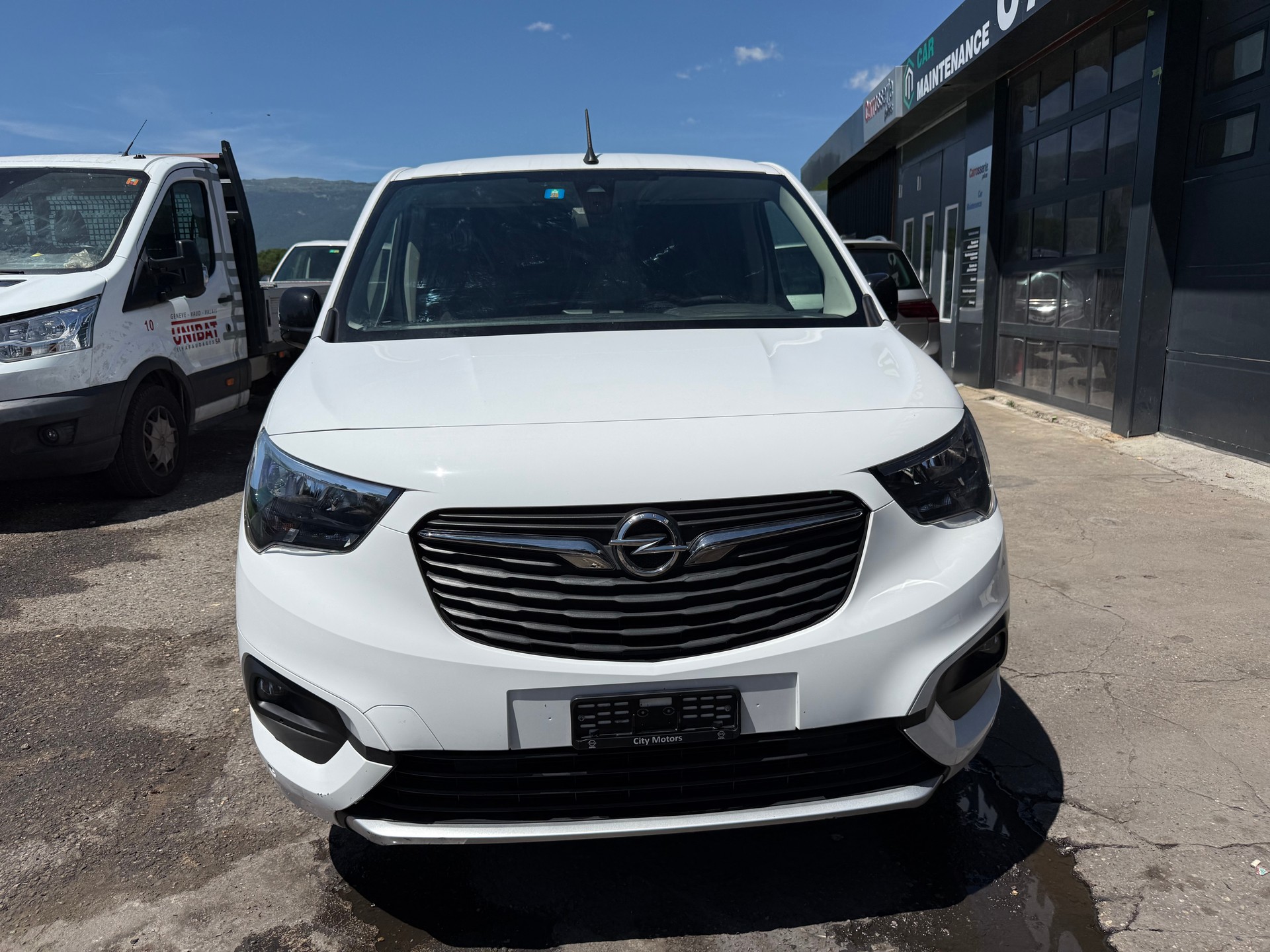 OPEL Combo 1.2 Cargo Enjoy start/stop-image-1