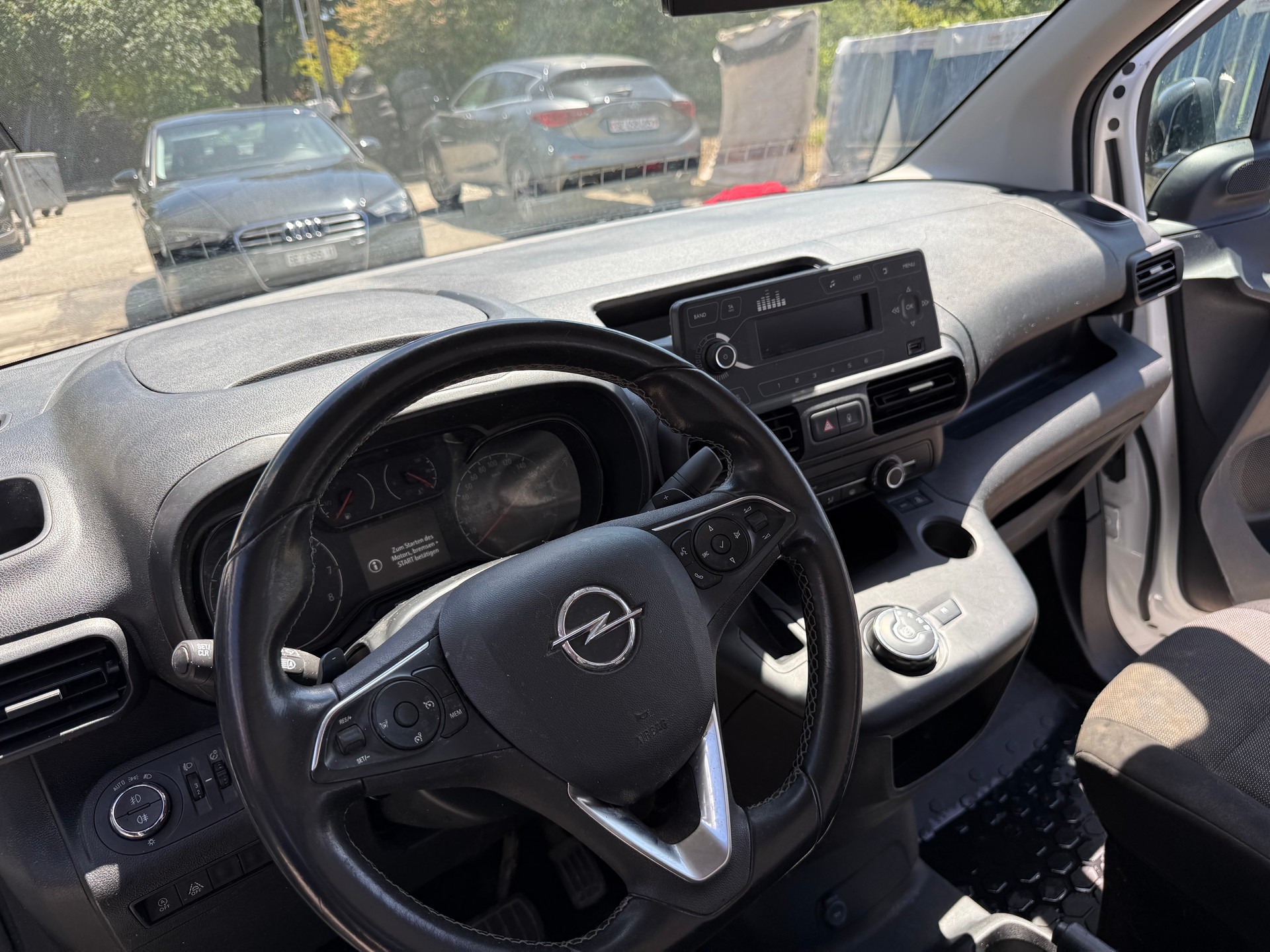 OPEL Combo 1.2 Cargo Enjoy start/stop-image-11