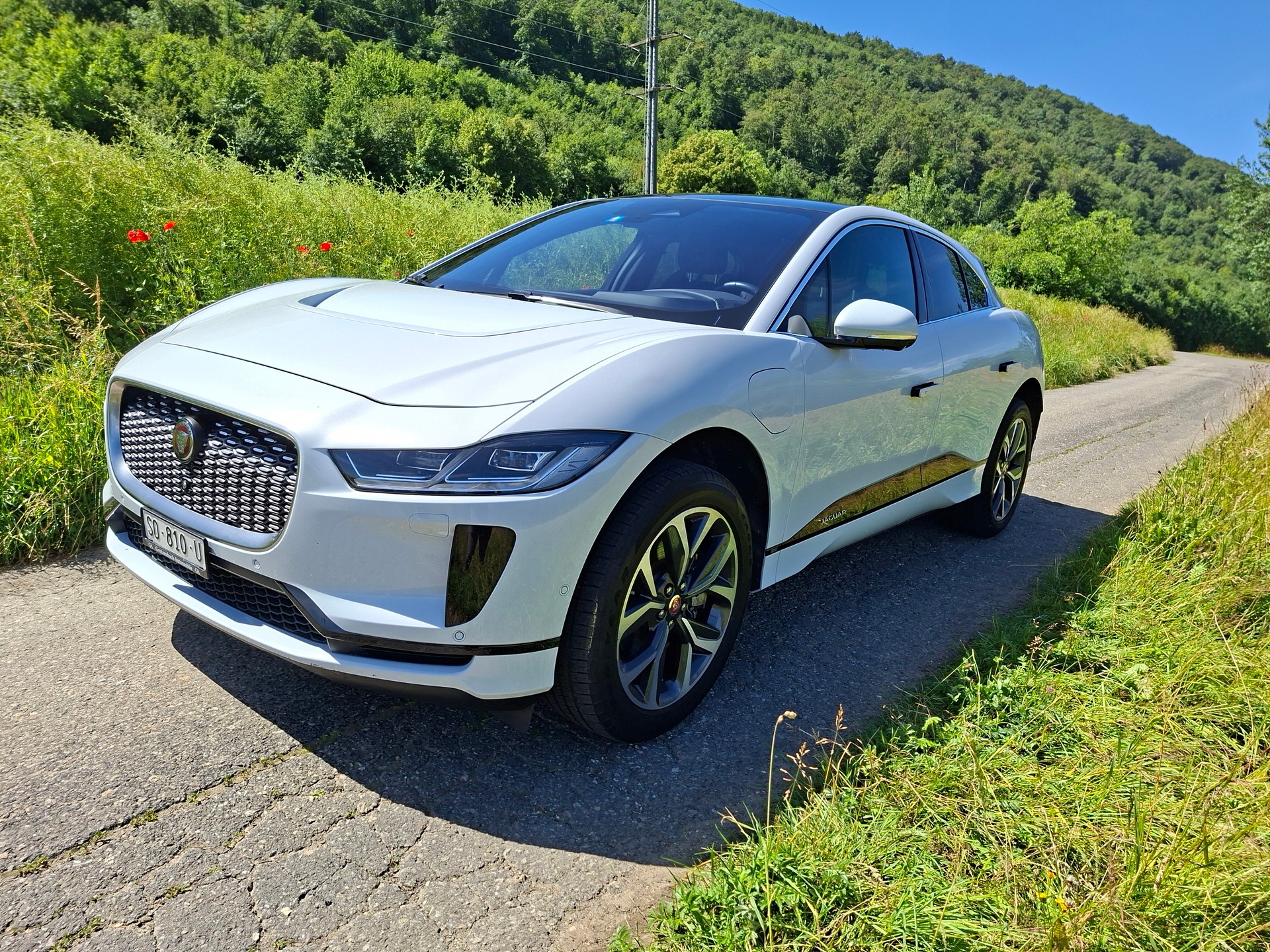 JAGUAR I-PACE EV400 SE AWD-image-0