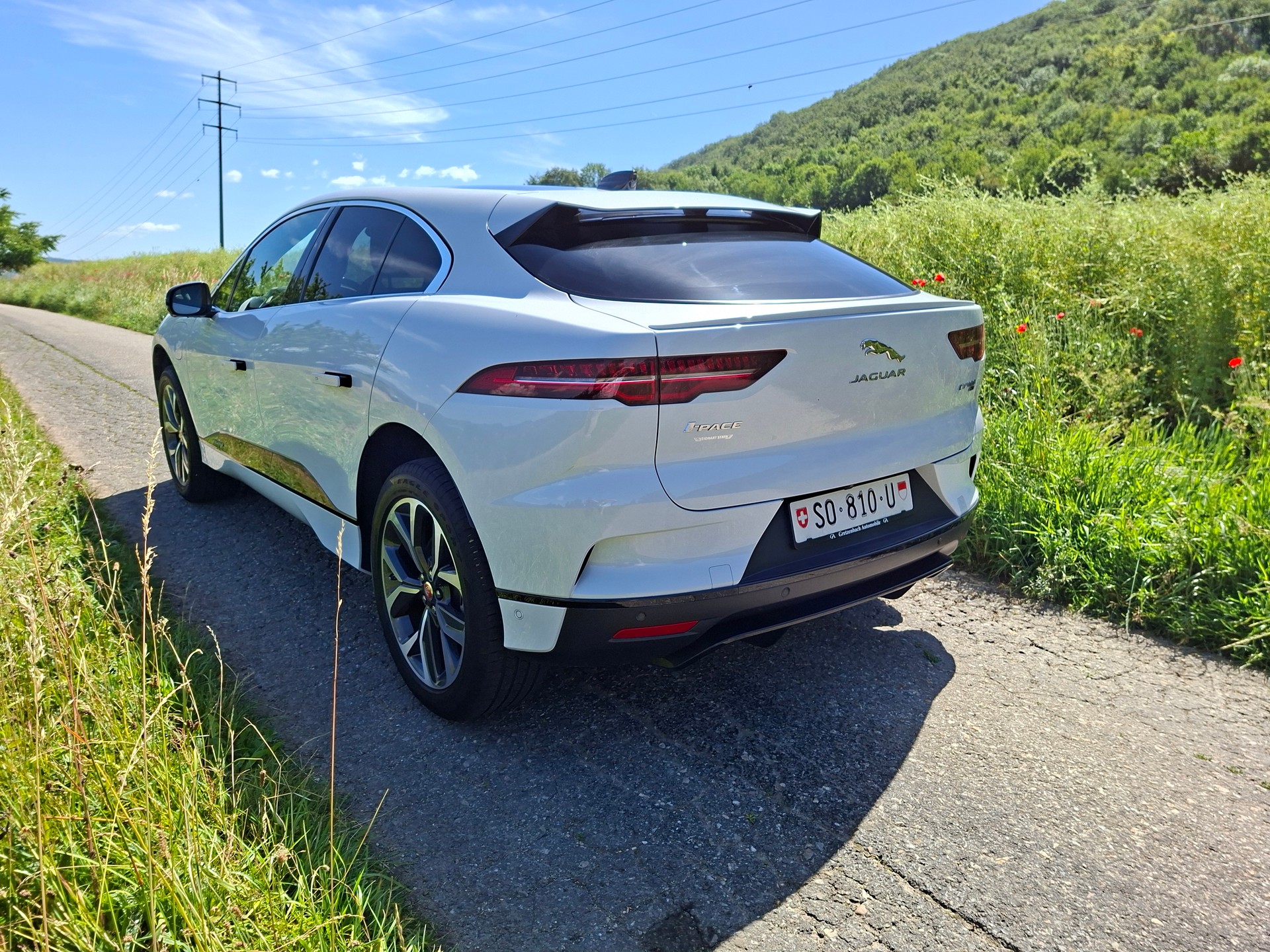 JAGUAR I-PACE EV400 SE AWD-image-6