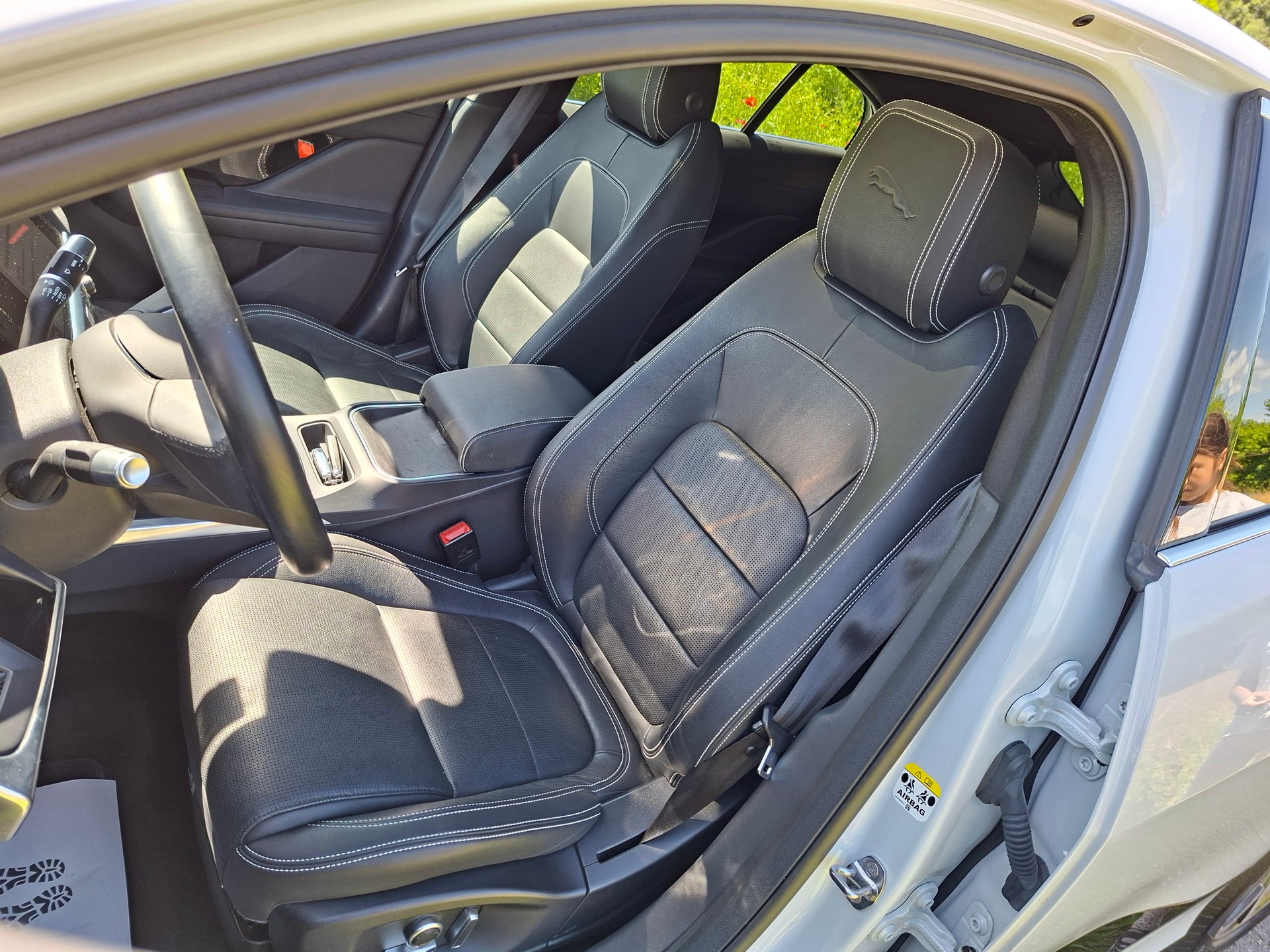 JAGUAR I-PACE EV400 SE AWD-image-9