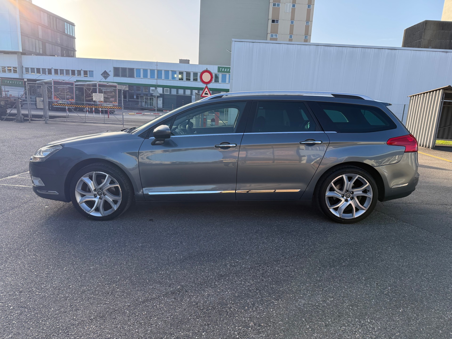 CITROEN C5 Tourer 2.0 HDi Exclusive Automatic-image-5