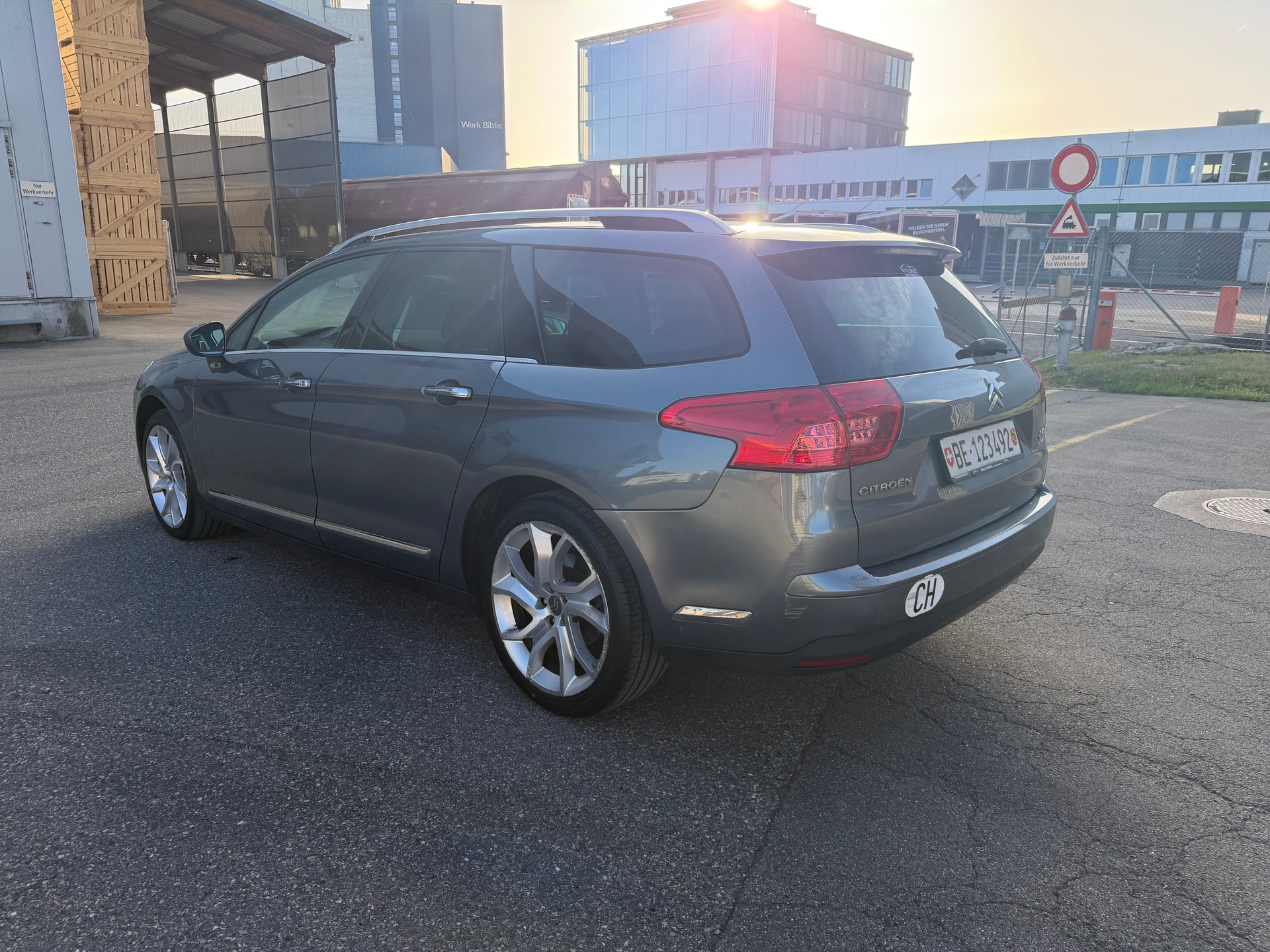 CITROEN C5 Tourer 2.0 HDi Exclusive Automatic-image-2