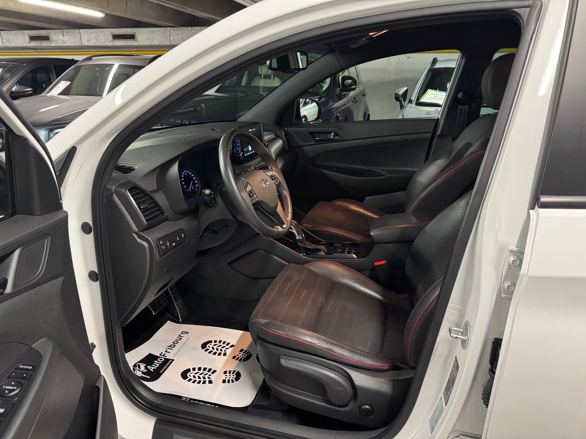 HYUNDAI Tucson 1.6 TGDI N-Line 4WD DCT-image-3