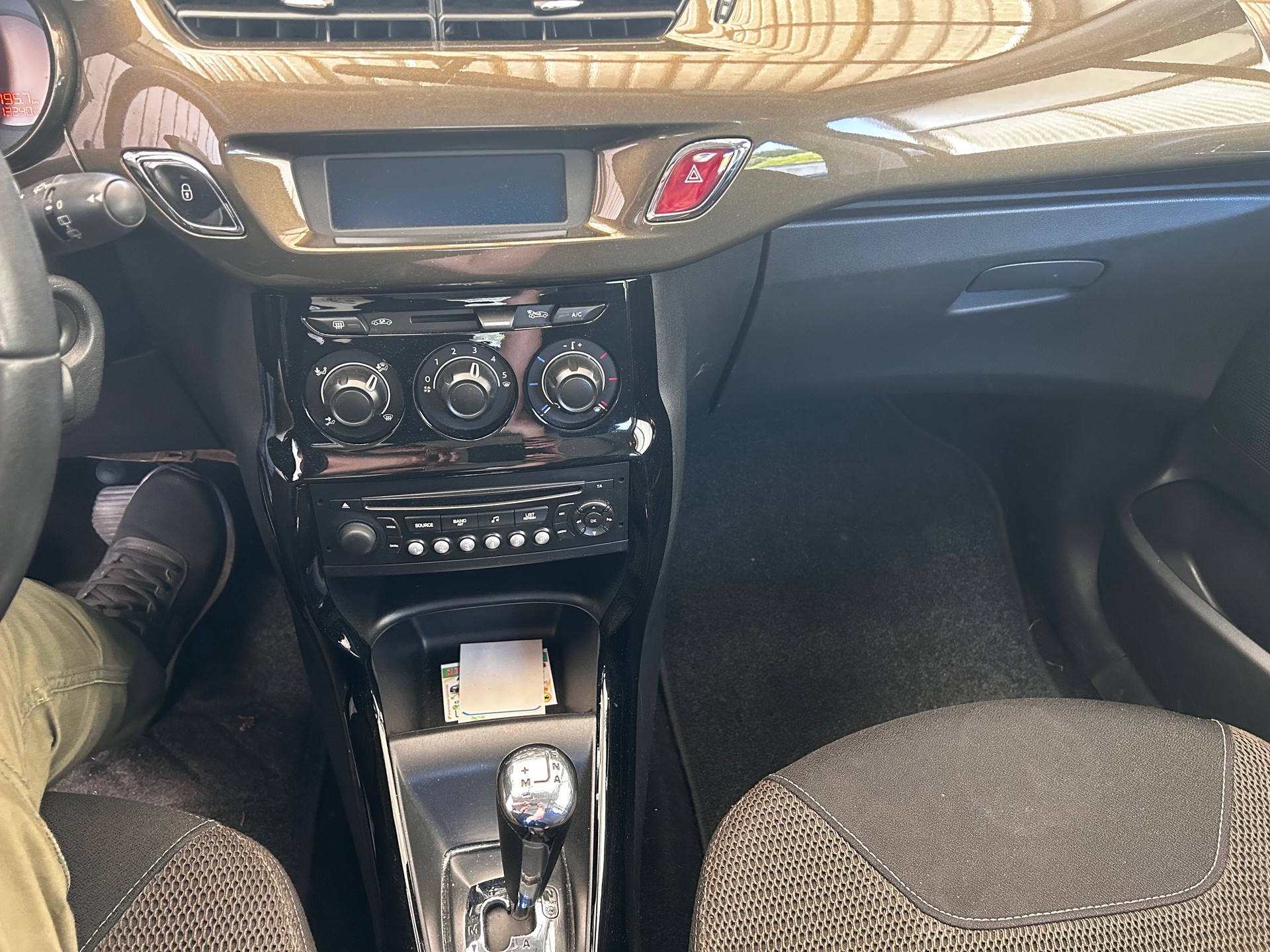 CITROEN C3 1.4i 16V Exclusive EGS5-image-9