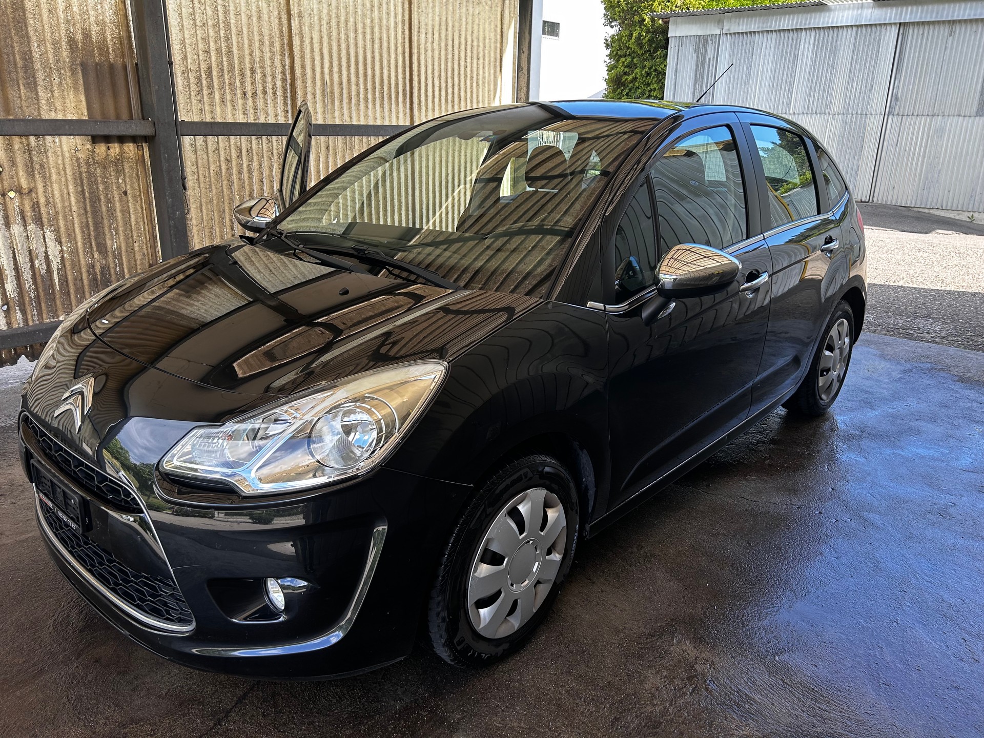 CITROEN C3 1.4i 16V Exclusive EGS5-image-1