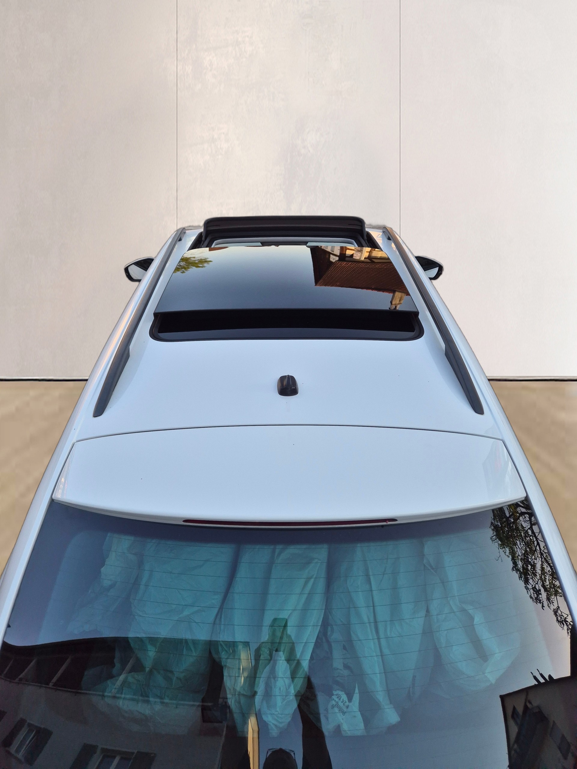 SKODA Octavia Combi 1.8 TSI L&K DSG-image-6
