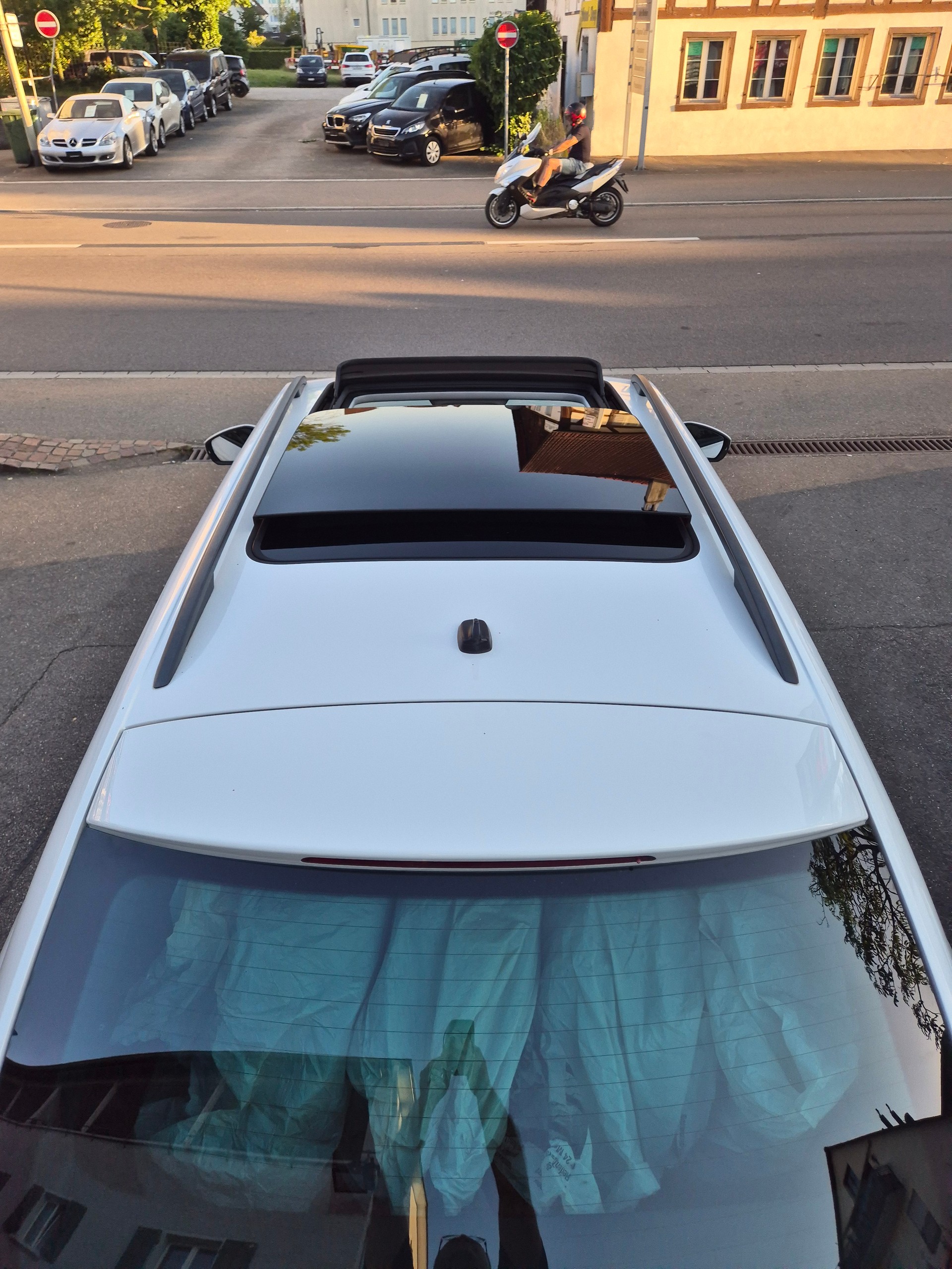 SKODA Octavia Combi 1.8 TSI L&K DSG-image-7