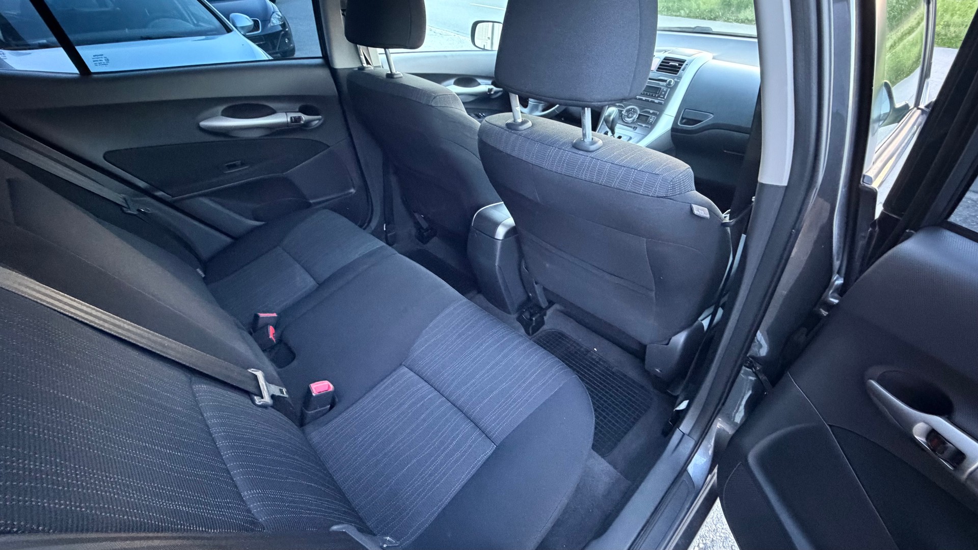TOYOTA Auris 1.6 Linea Sol MultiMode-image-6
