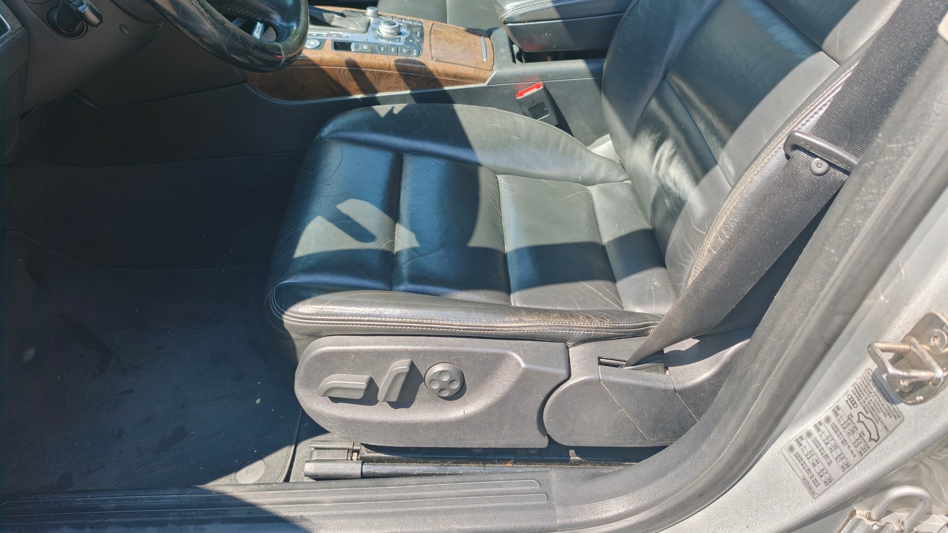 AUDI A6 Limousine 3.0 TFSI quattro tiptronic-image-14