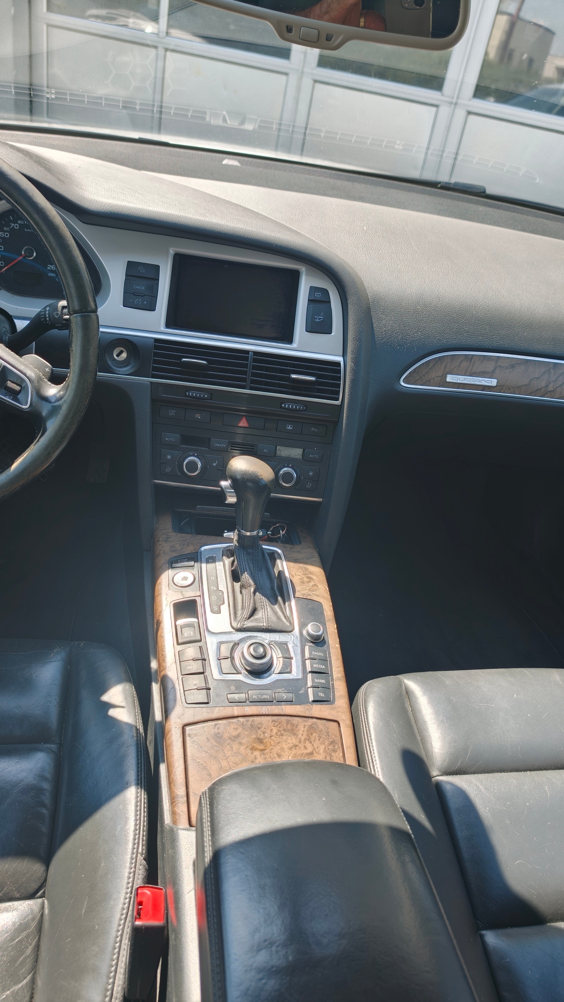 AUDI A6 Limousine 3.0 TFSI quattro tiptronic-image-13