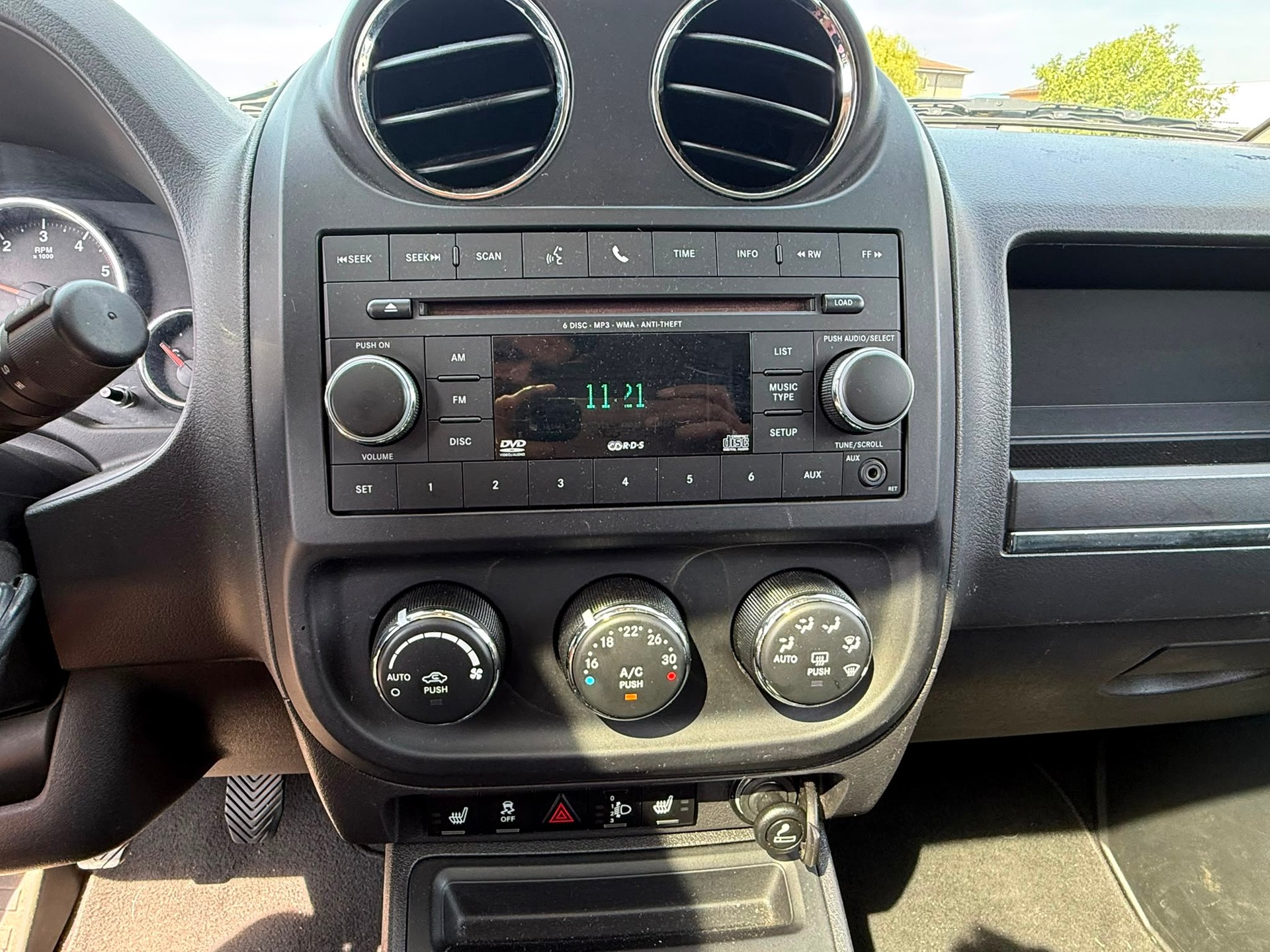 JEEP Compass 2.2 CRD Limited-image-11