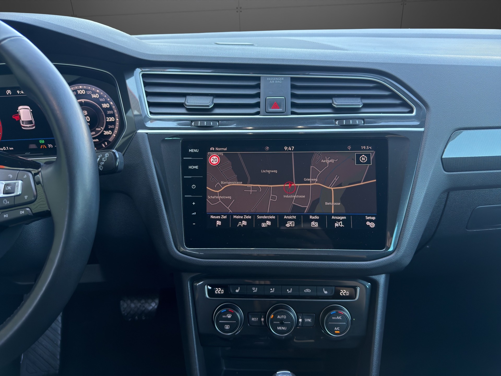 VW Tiguan 2.0TSI R-Line Highline 4Motion DSG-image-14