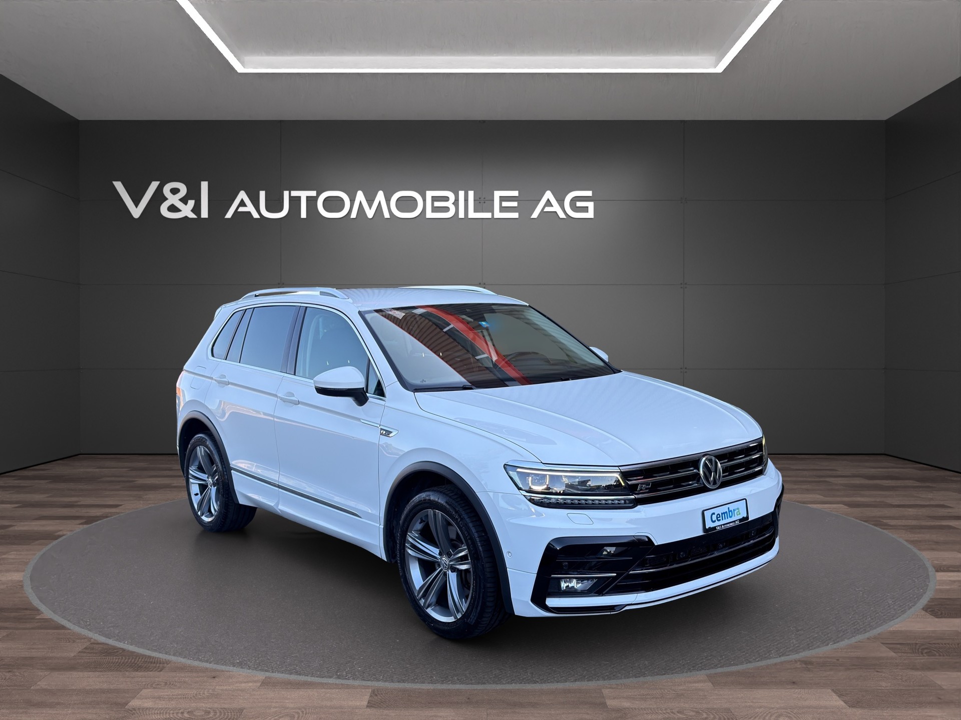 VW Tiguan 2.0TSI R-Line Highline 4Motion DSG-image-1