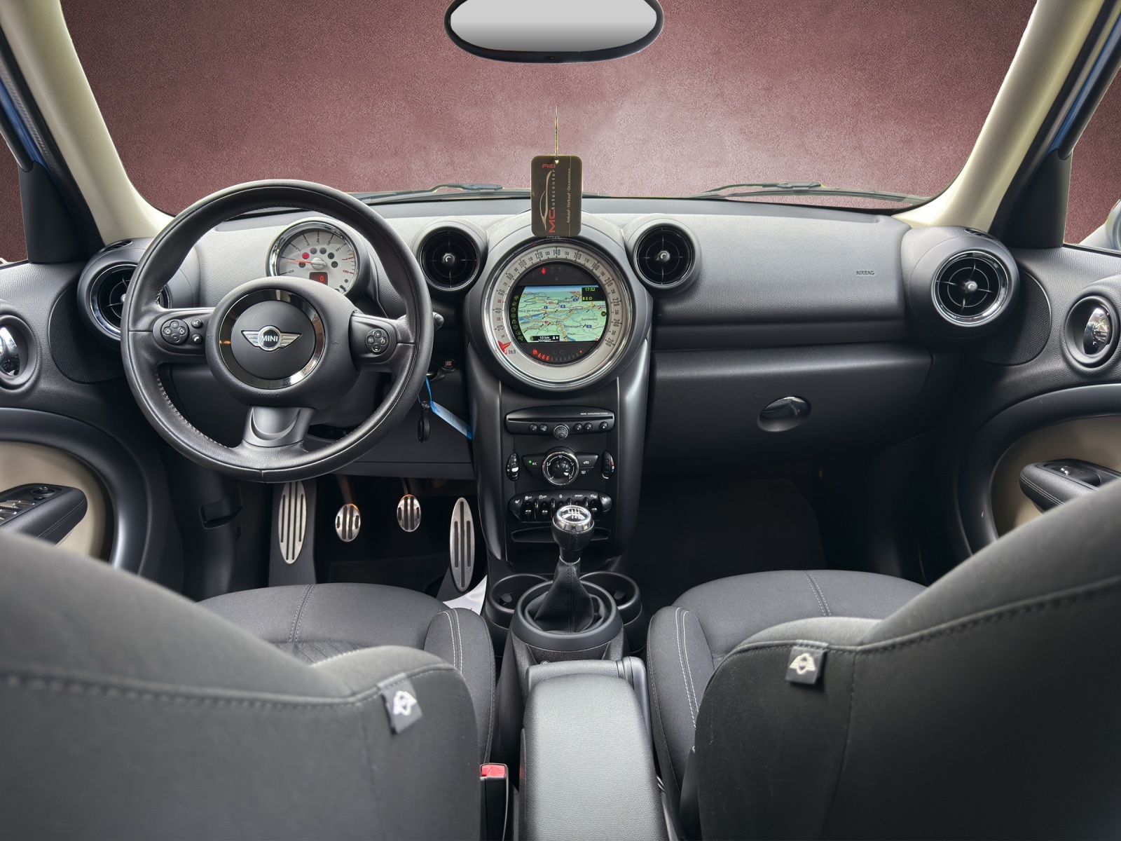 MINI Countryman Cooper S ALL4 Snowhill-image-8