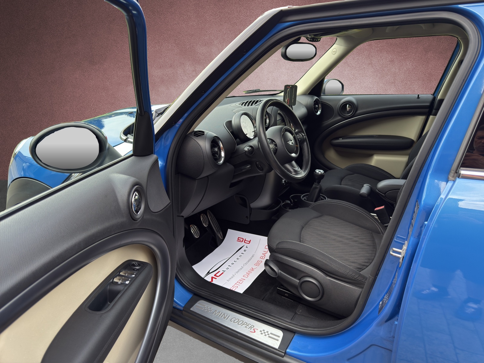 MINI Countryman Cooper S ALL4 Snowhill-image-5