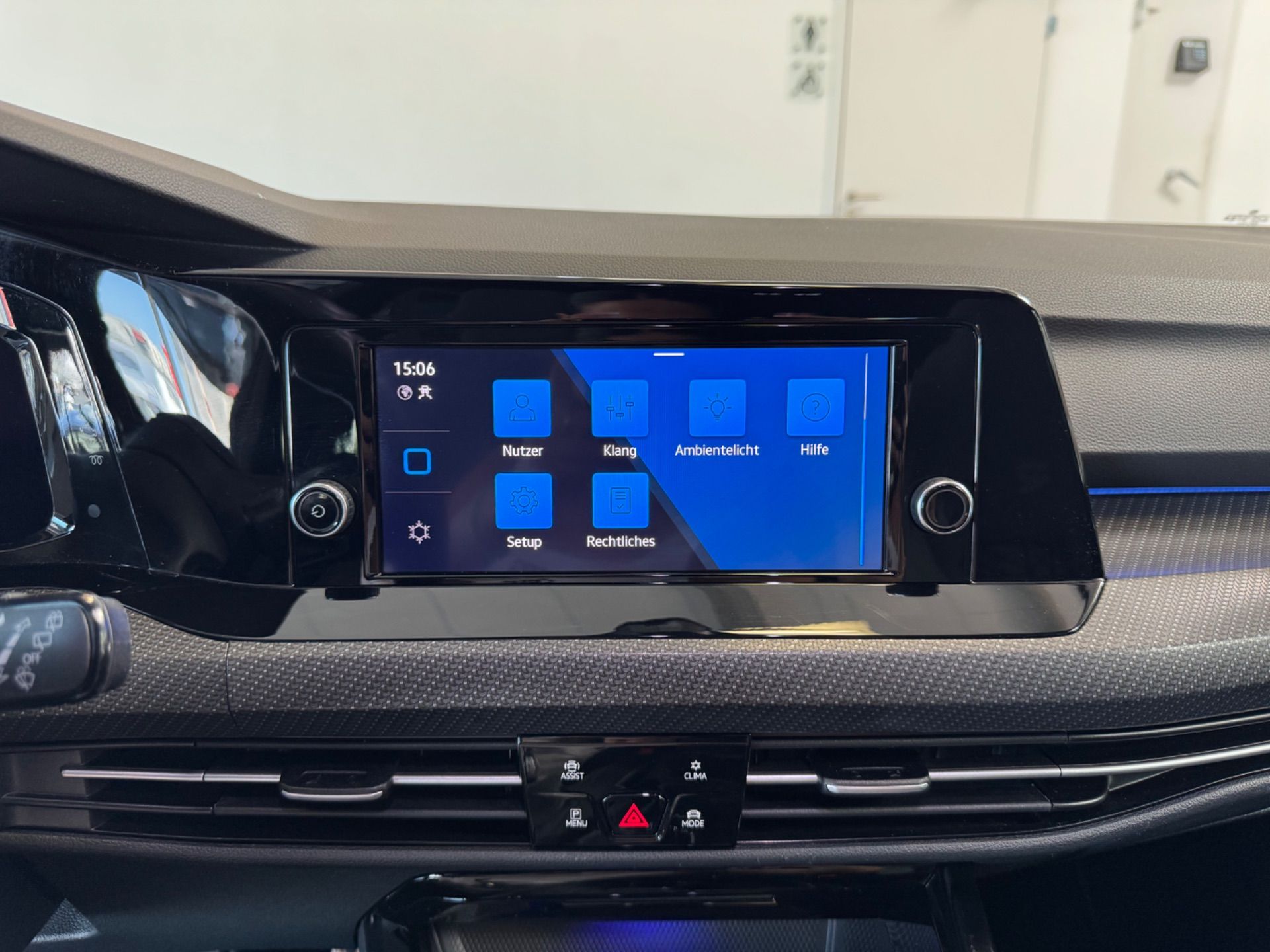 VW Golf 2.0 TSI R-Line DSG-image-15