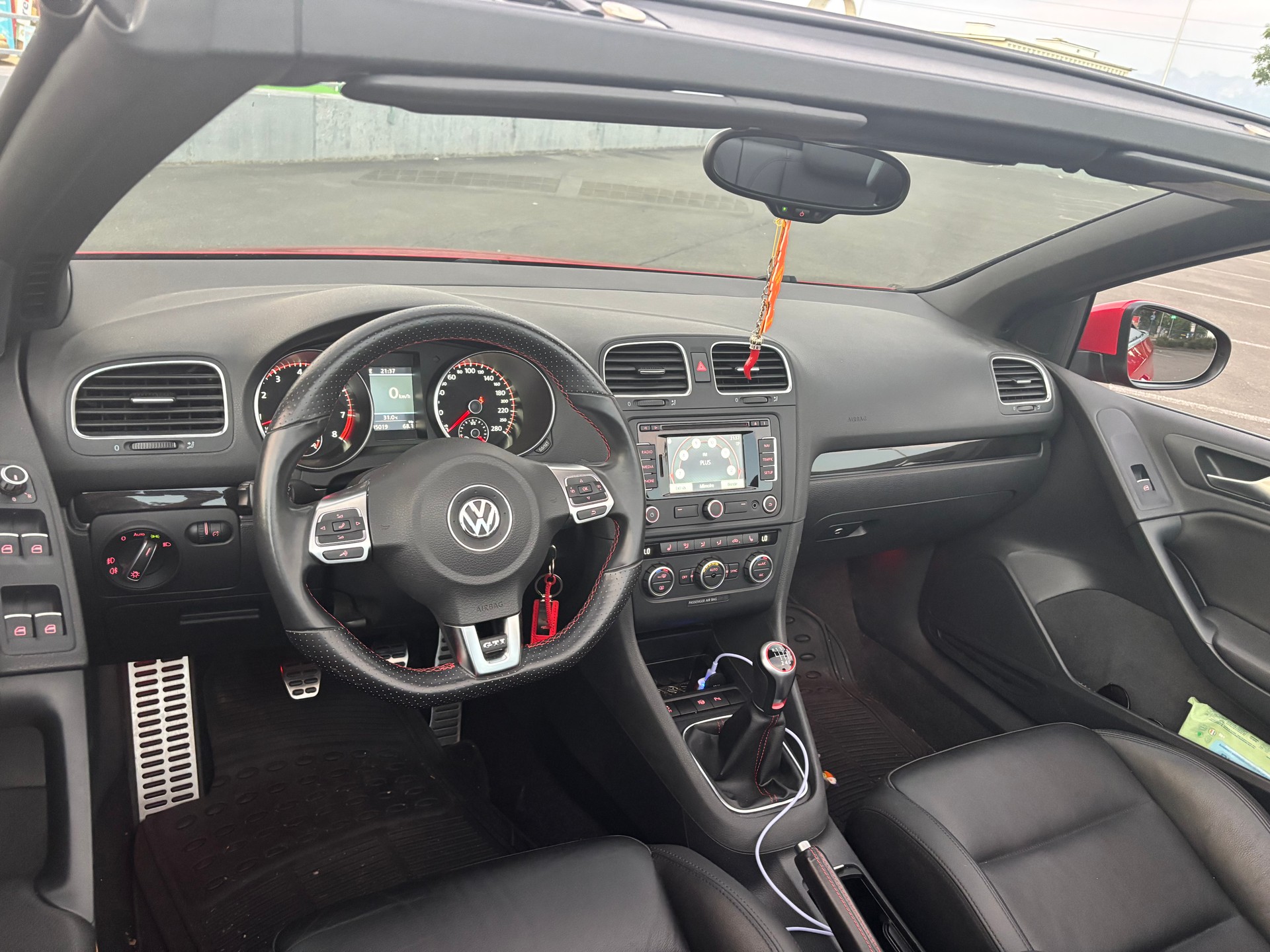VW Gti-image-5