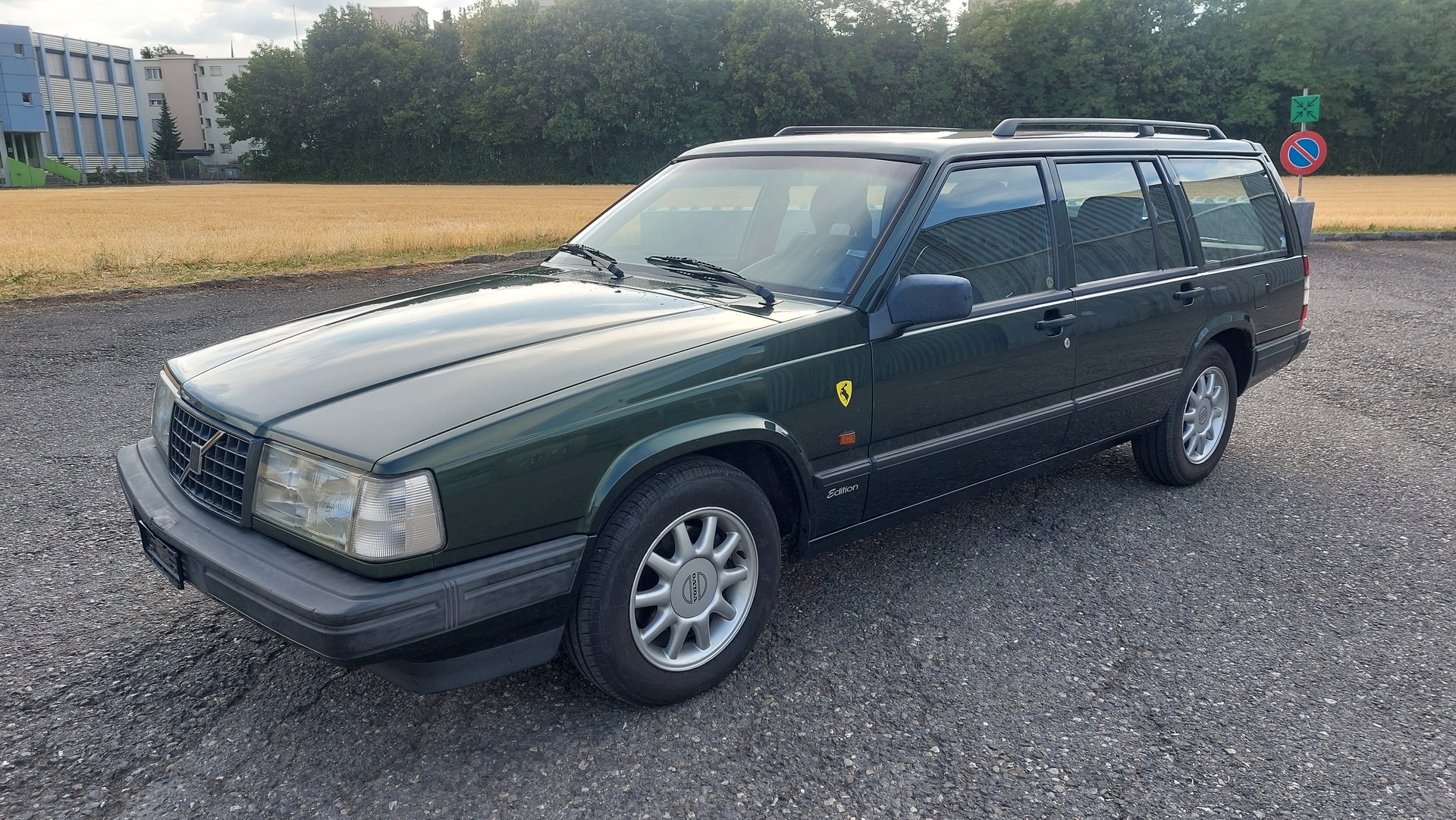 VOLVO 940 2.3 Polar S LPT-image-1
