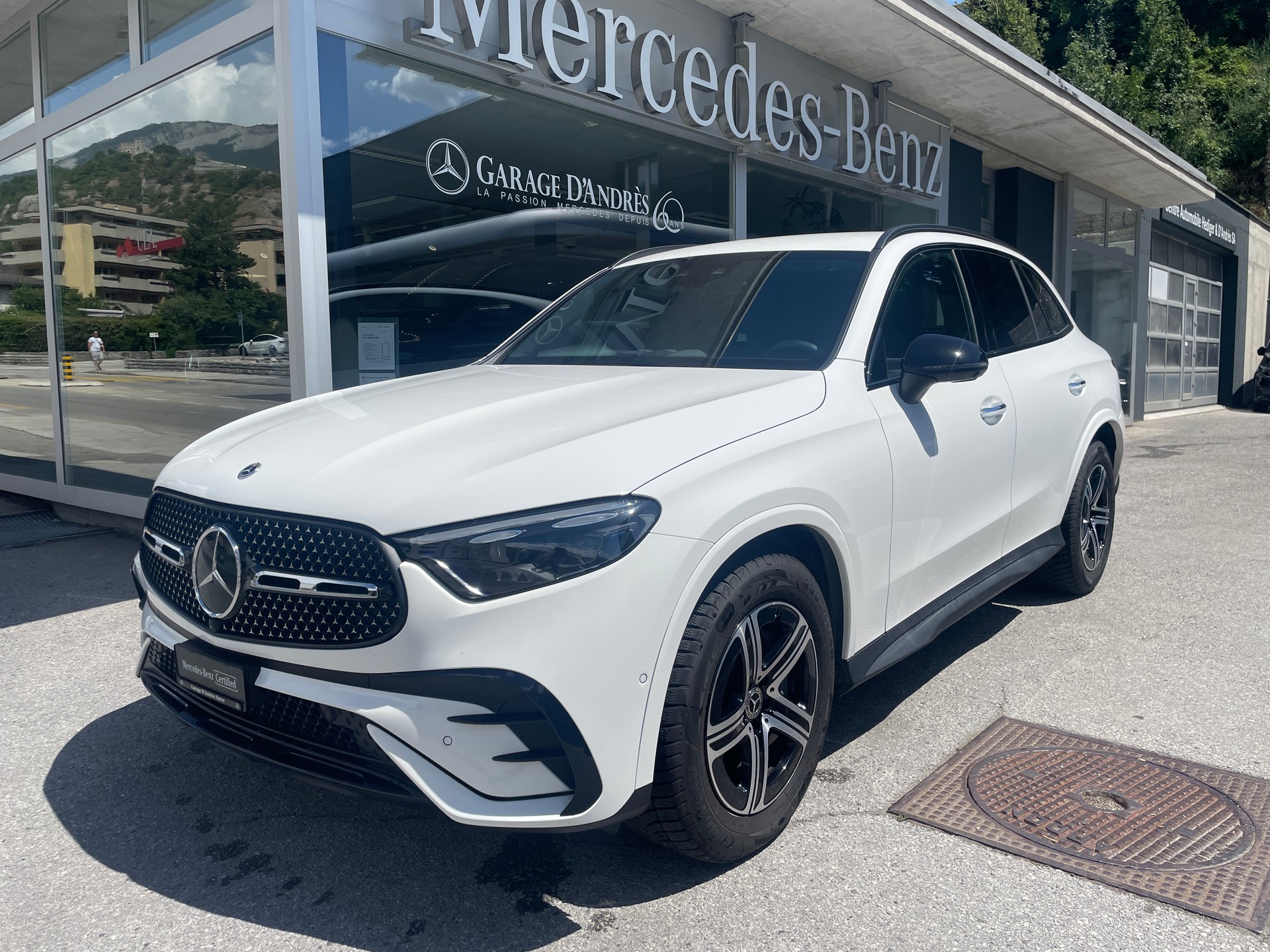 MERCEDES-BENZ GLC 220 d 4Matic 9G-Tronic AMG Line-image-0