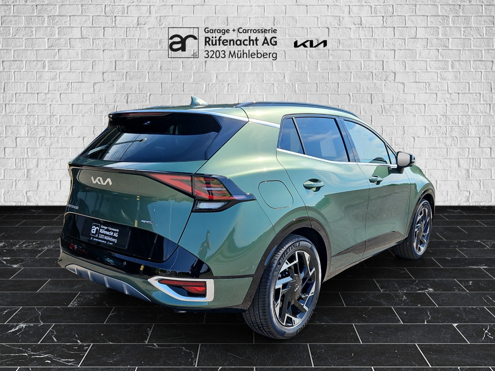 KIA Sportage 1.6 T-GDi PHEV GT-Line-showroom-element-1