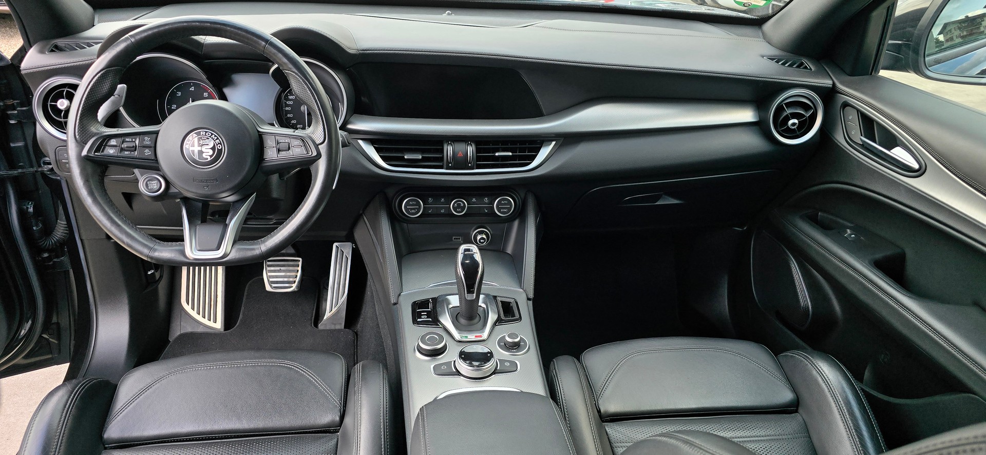 ALFA ROMEO 2.2 D Q4 210 Veloce-image-4
