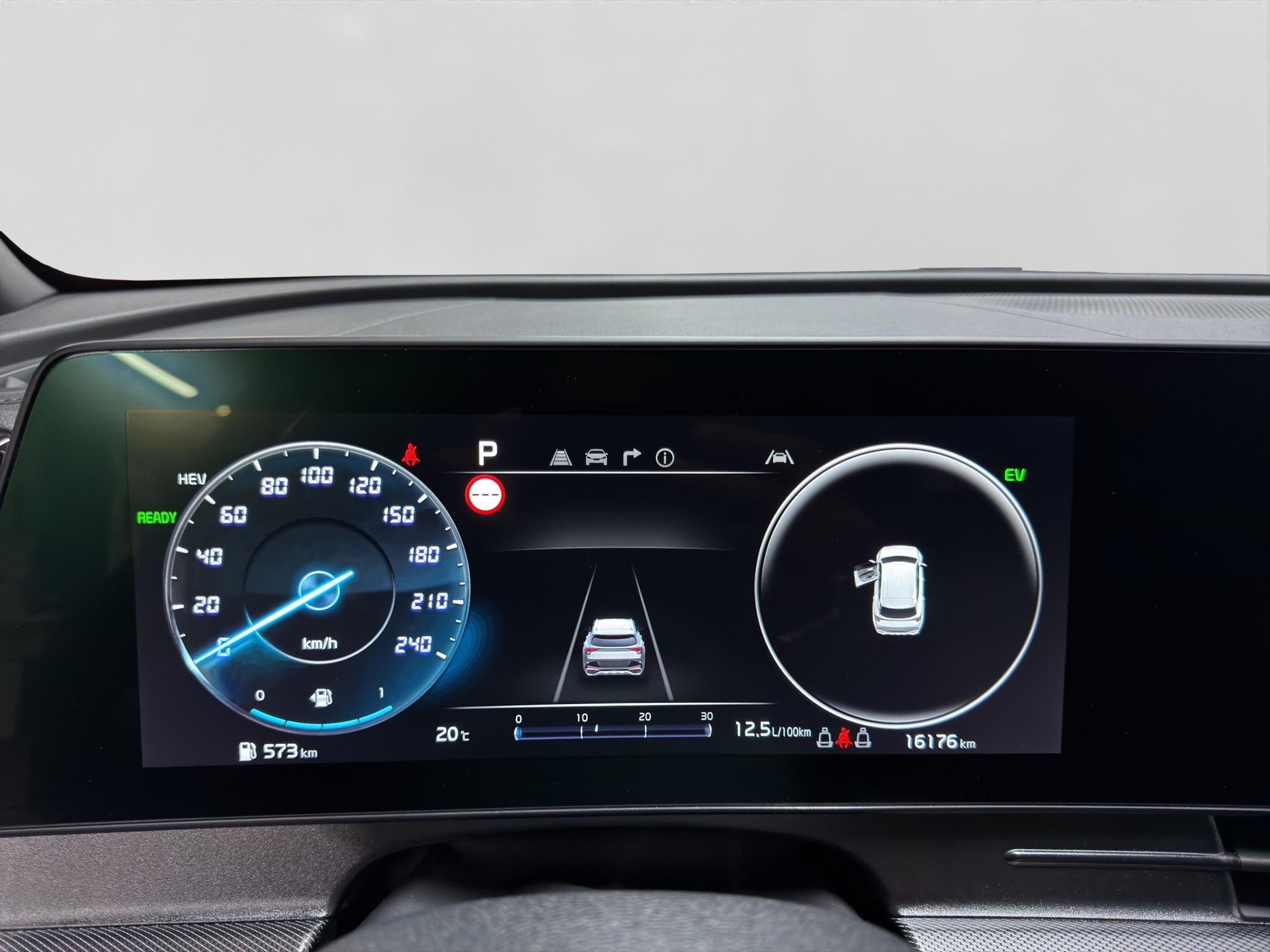 KIA Sportage 1.6 T-GDi PHEV GT-Line-image-3