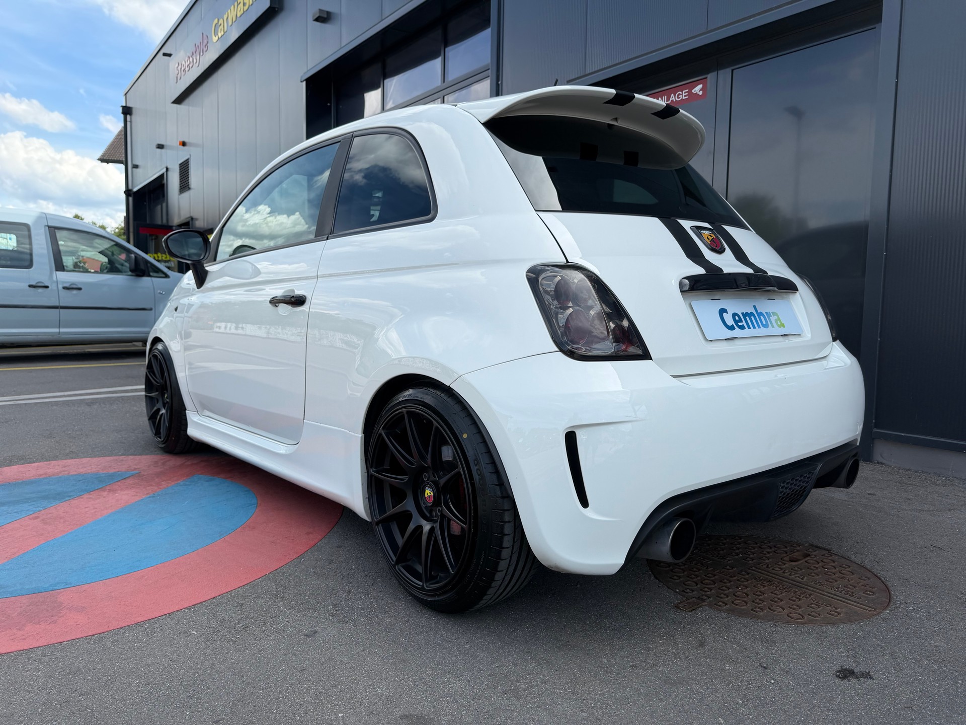 FIAT 500 1.4 16V Turbo Abarth-image-5