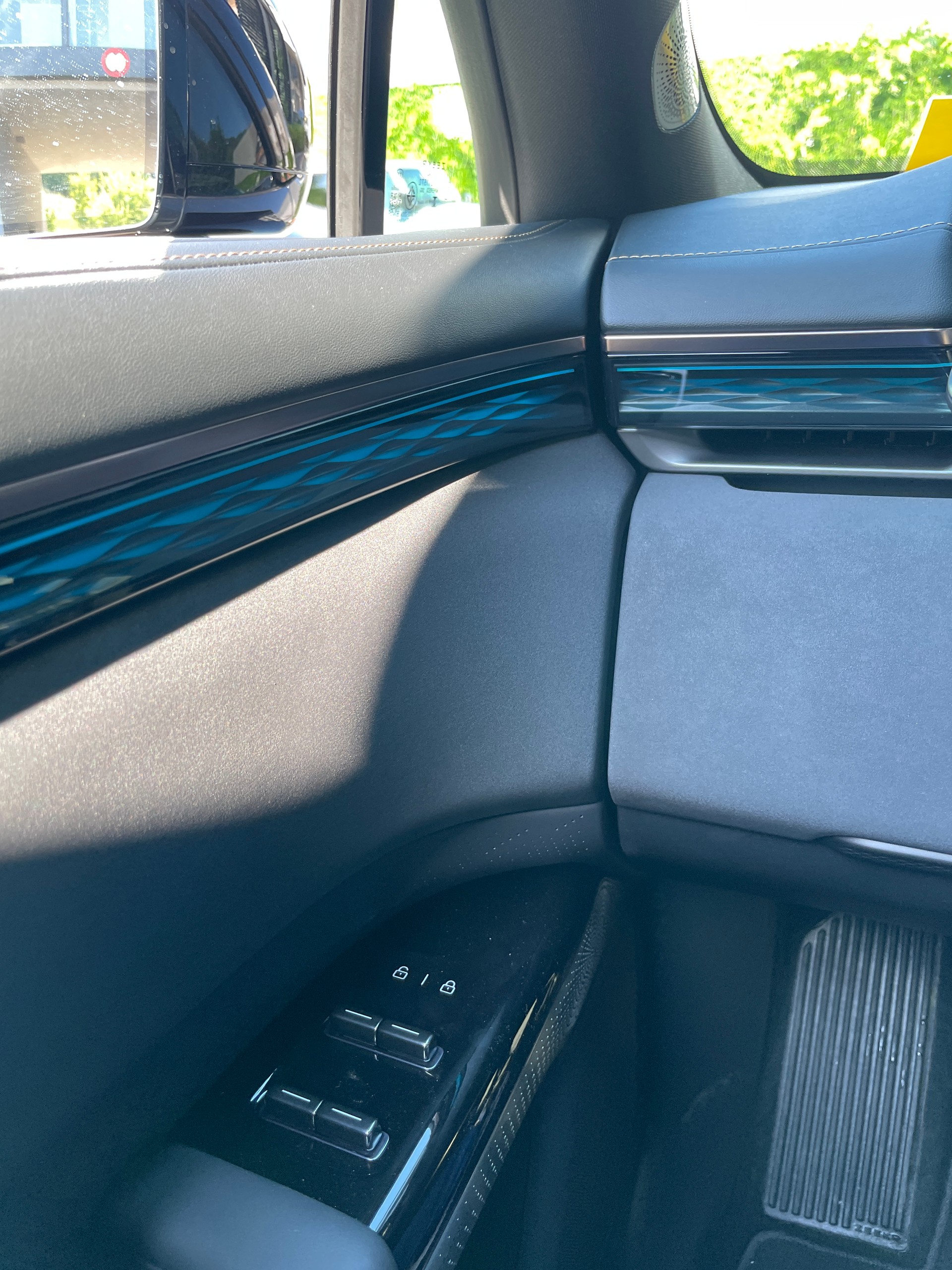 ZEEKR ZEEKR 7X 100kWh Privilege AWD mit Comfort und Cockpitpaket, AHK, Modell 2026-image-21