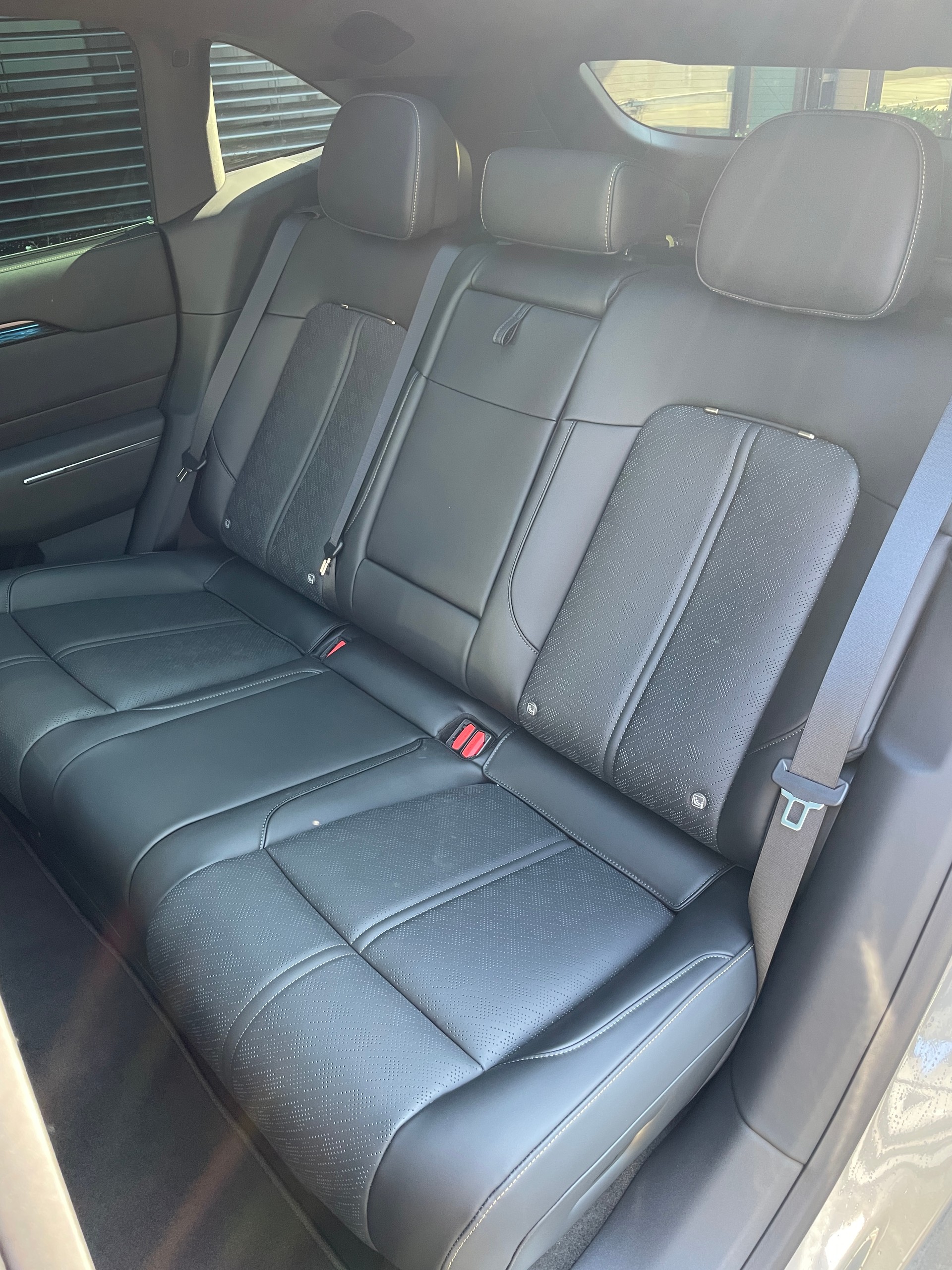 ZEEKR ZEEKR 7X 100kWh Privilege AWD mit Comfort und Cockpitpaket, AHK, Modell 2026-image-16