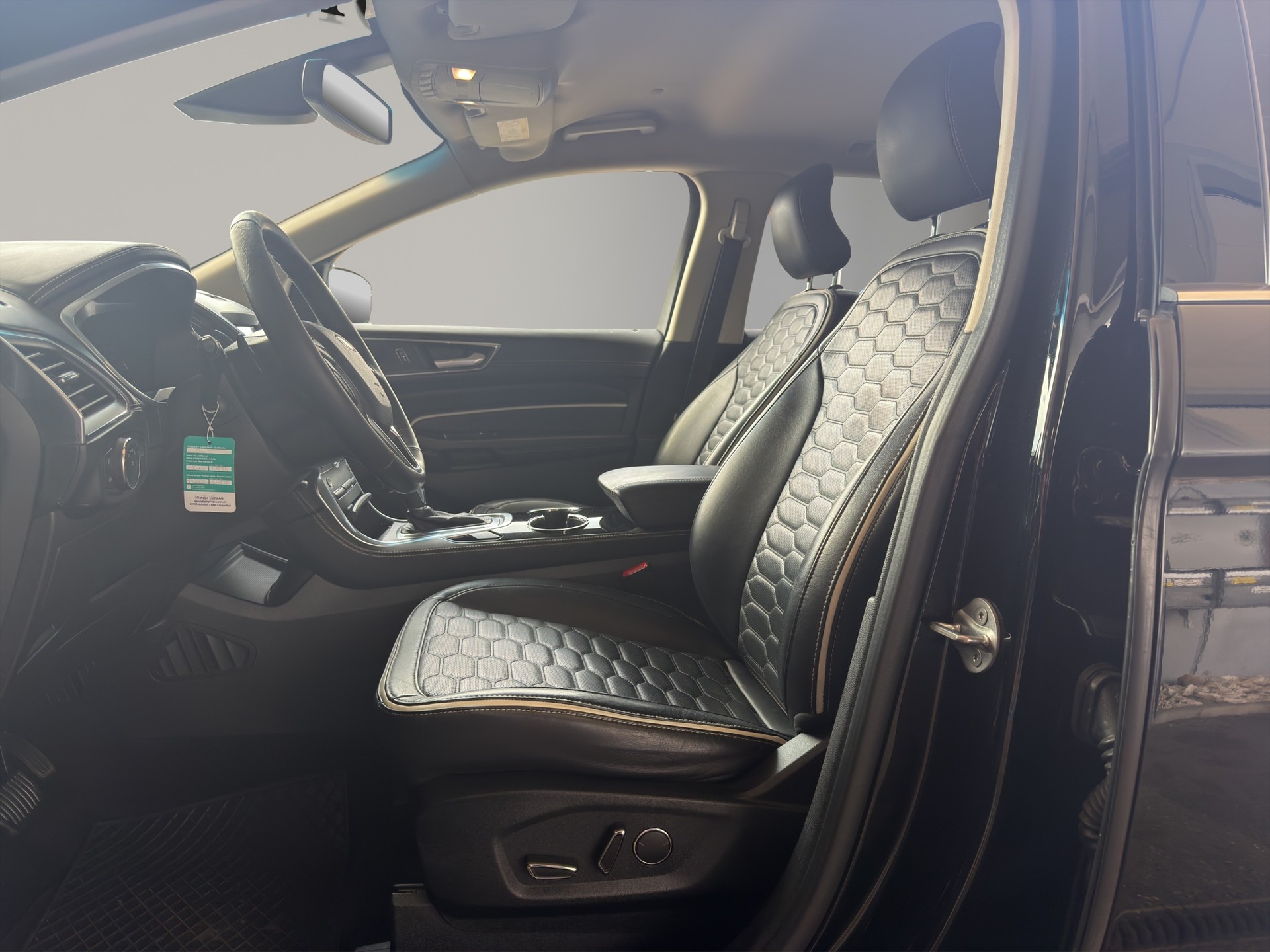 FORD Edge 2.0 TDCi Vignale 4WD PowerShift-image-7