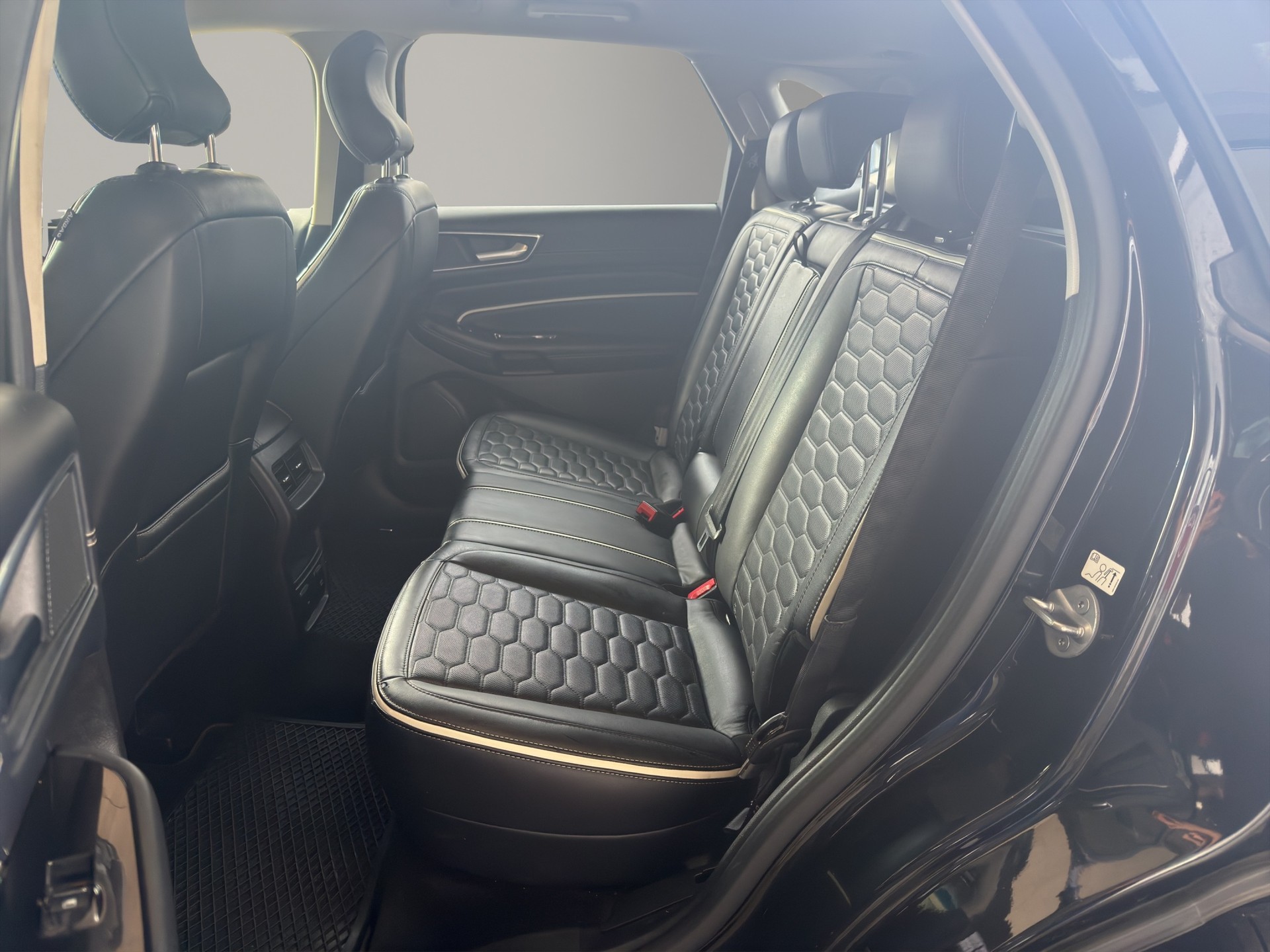 FORD Edge 2.0 TDCi Vignale 4WD PowerShift-image-11