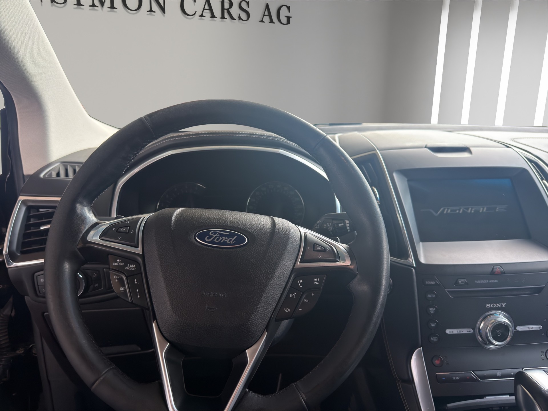 FORD Edge 2.0 TDCi Vignale 4WD PowerShift-image-9