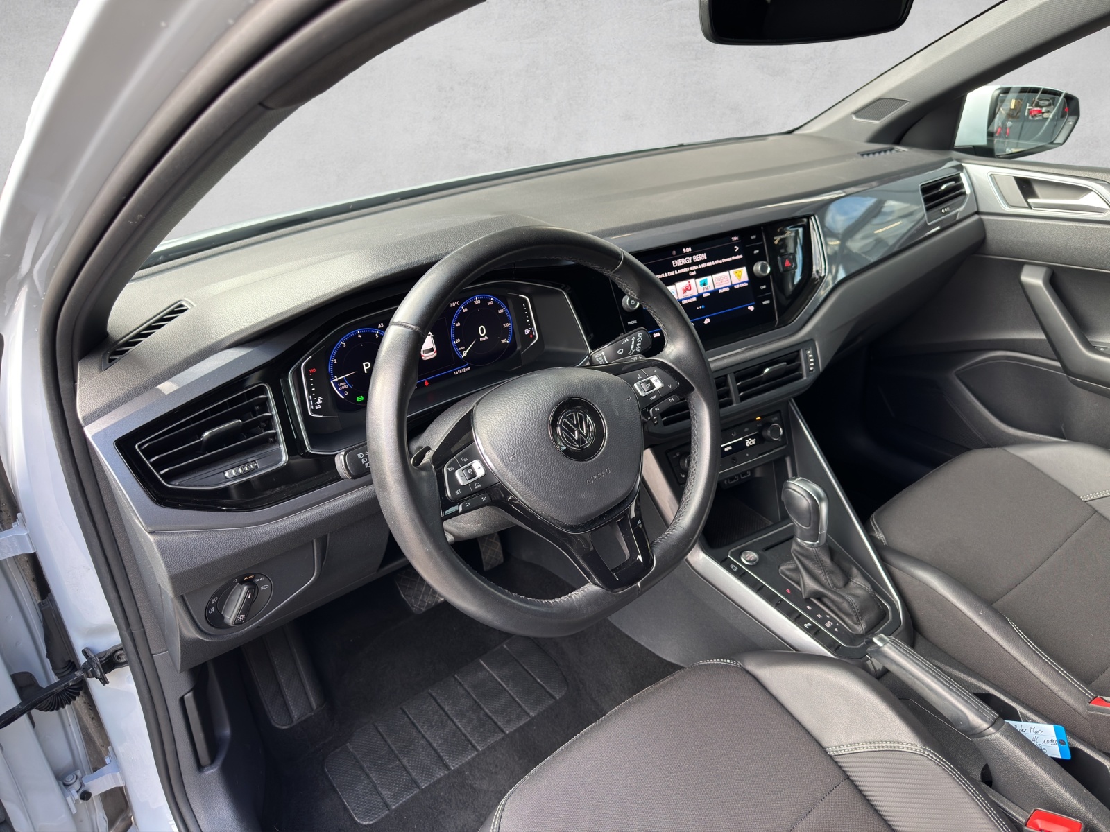 VW Polo 1.0 TSI BMT Highline DSG-image-10