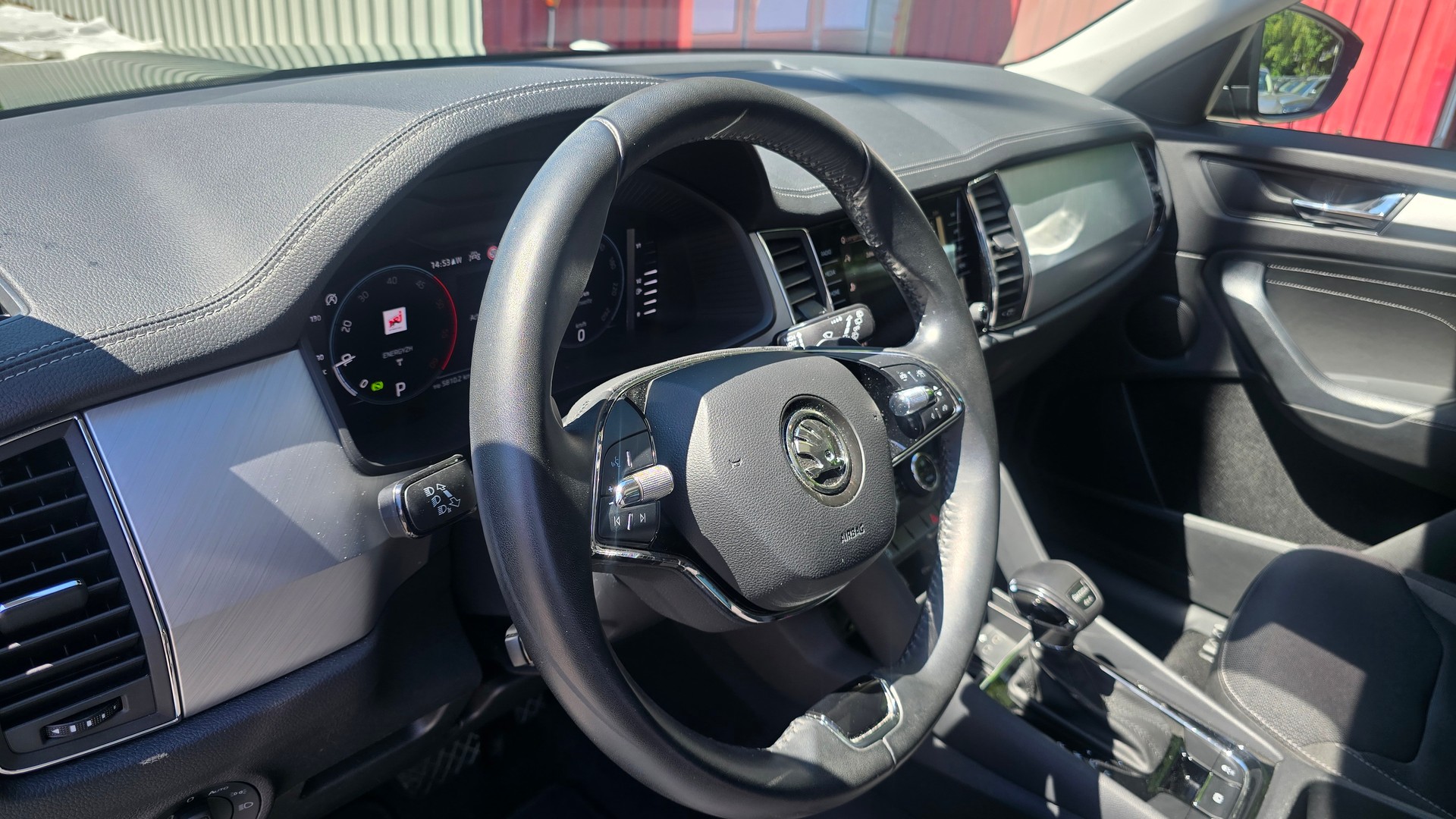 SKODA Kodiaq 2.0 TDI CR Clever 4x4 DSG-image-11
