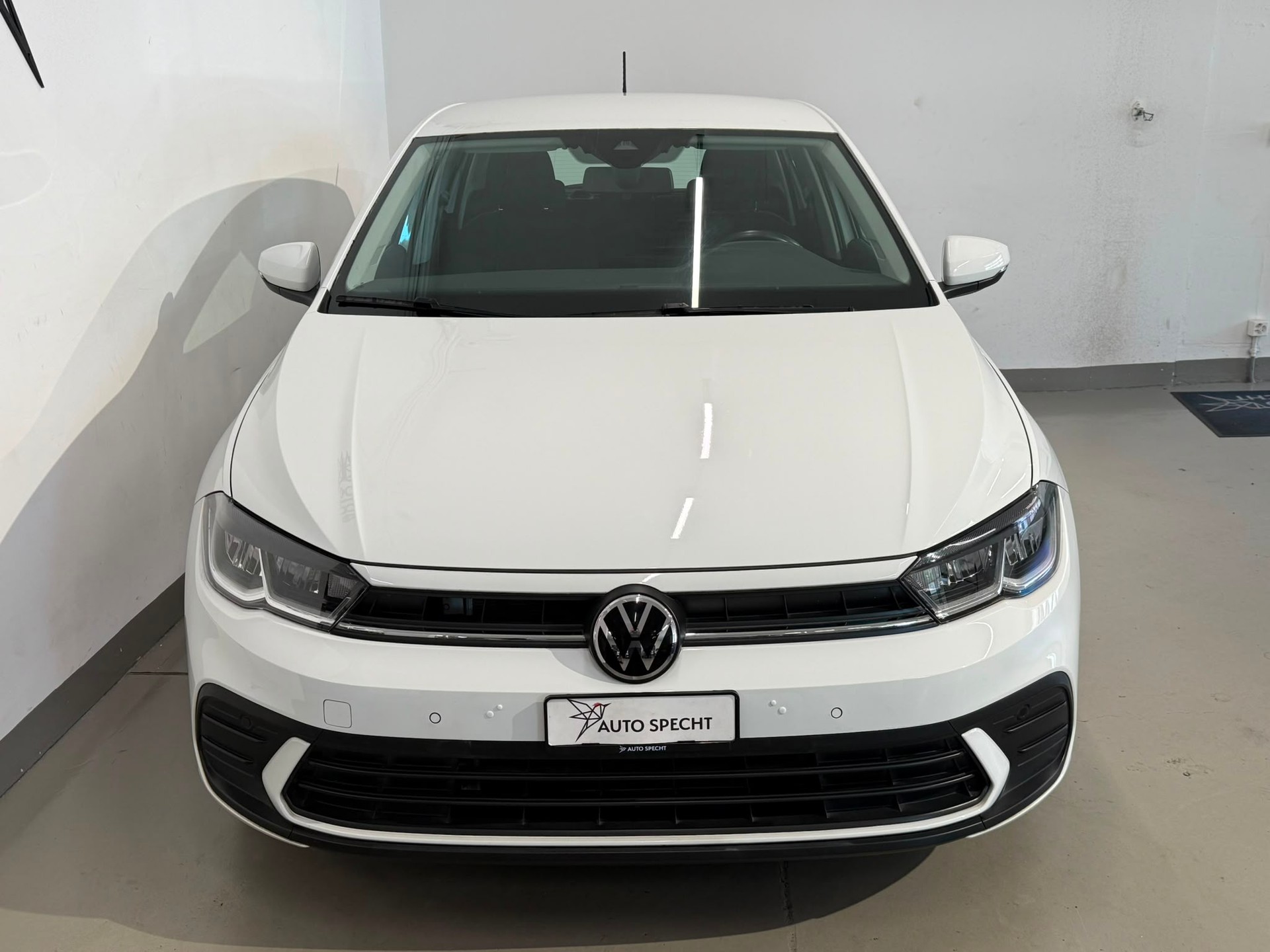 VW Polo 1.0 TSI Life DSG-image-2