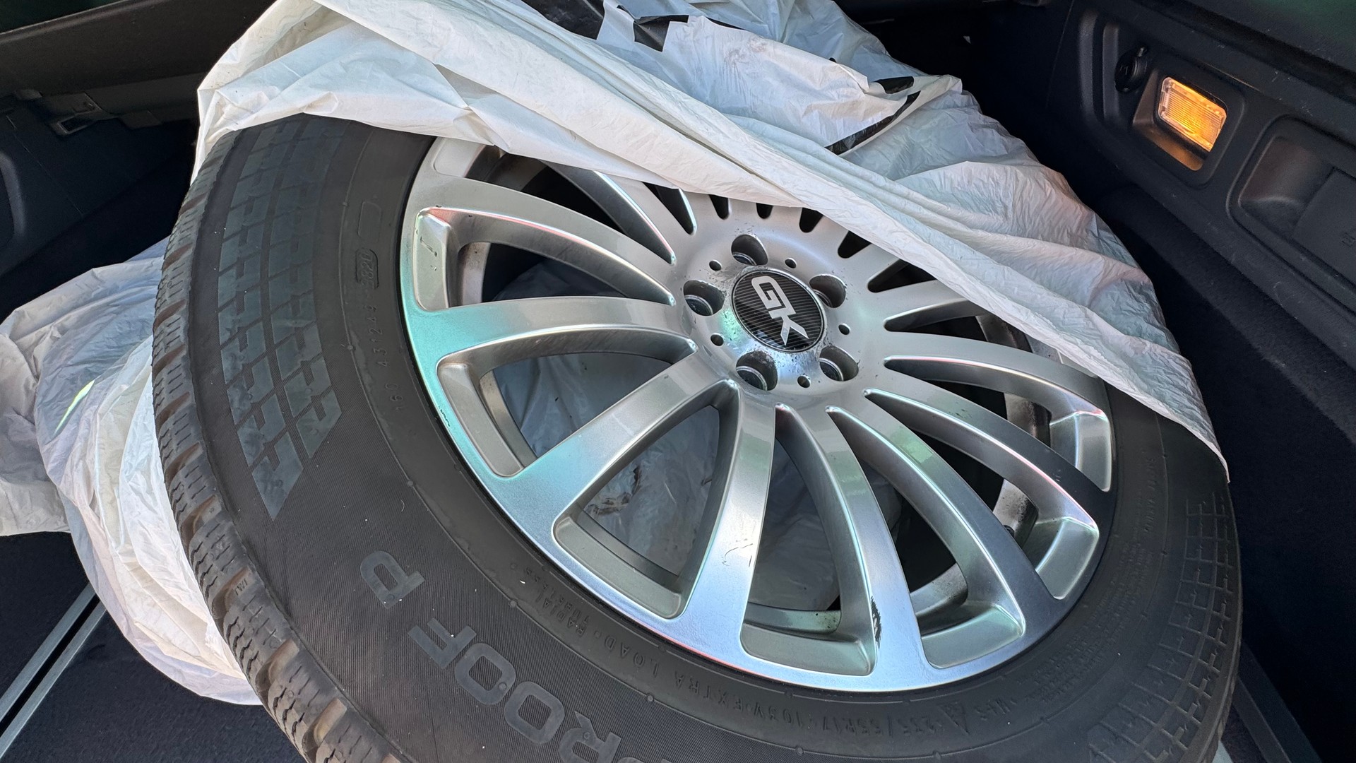 PEUGEOT 508 2.0 HDI Hybrid4 Allure EGS6-image-11
