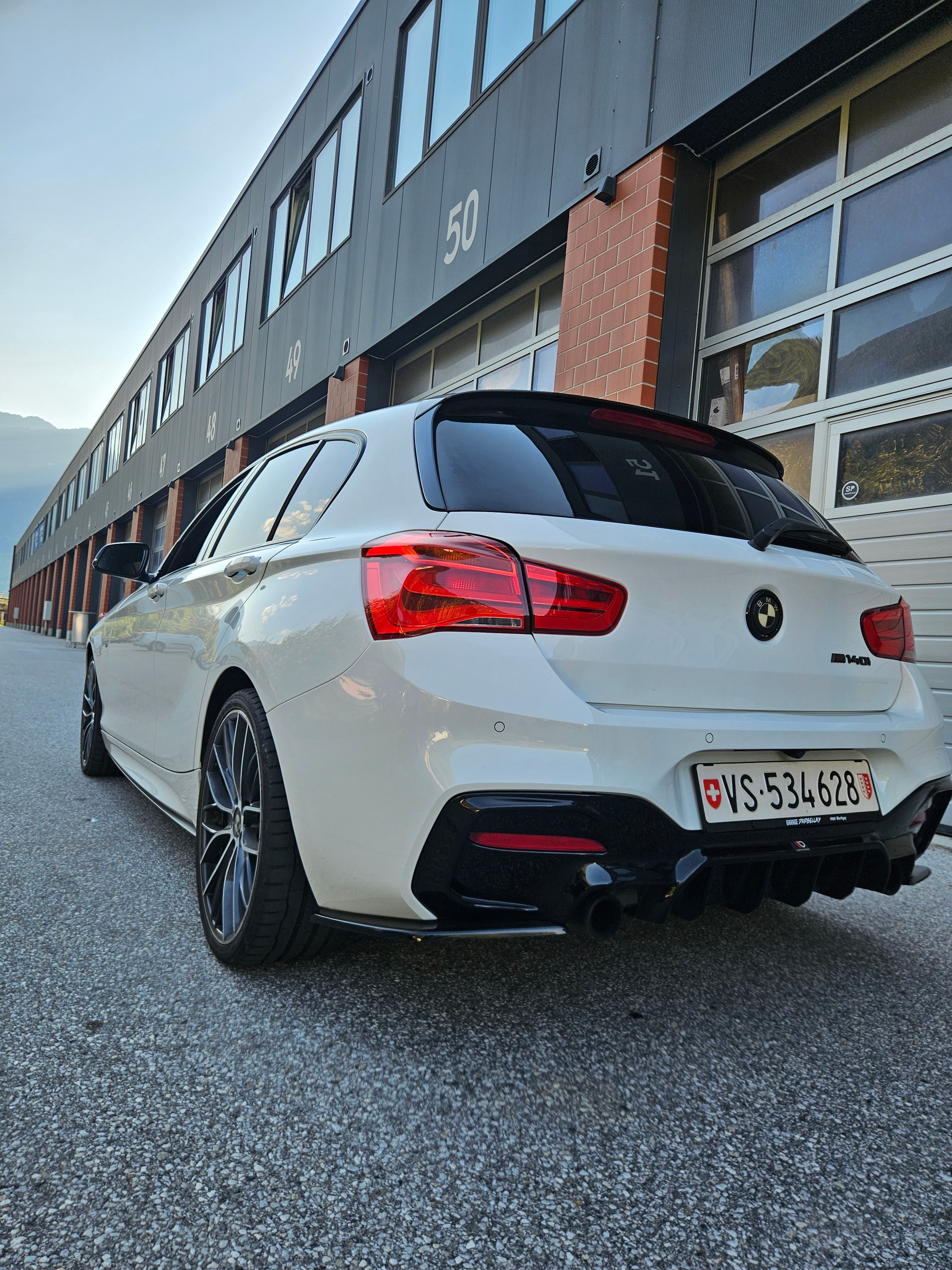 BMW M140i xDrive-image-1
