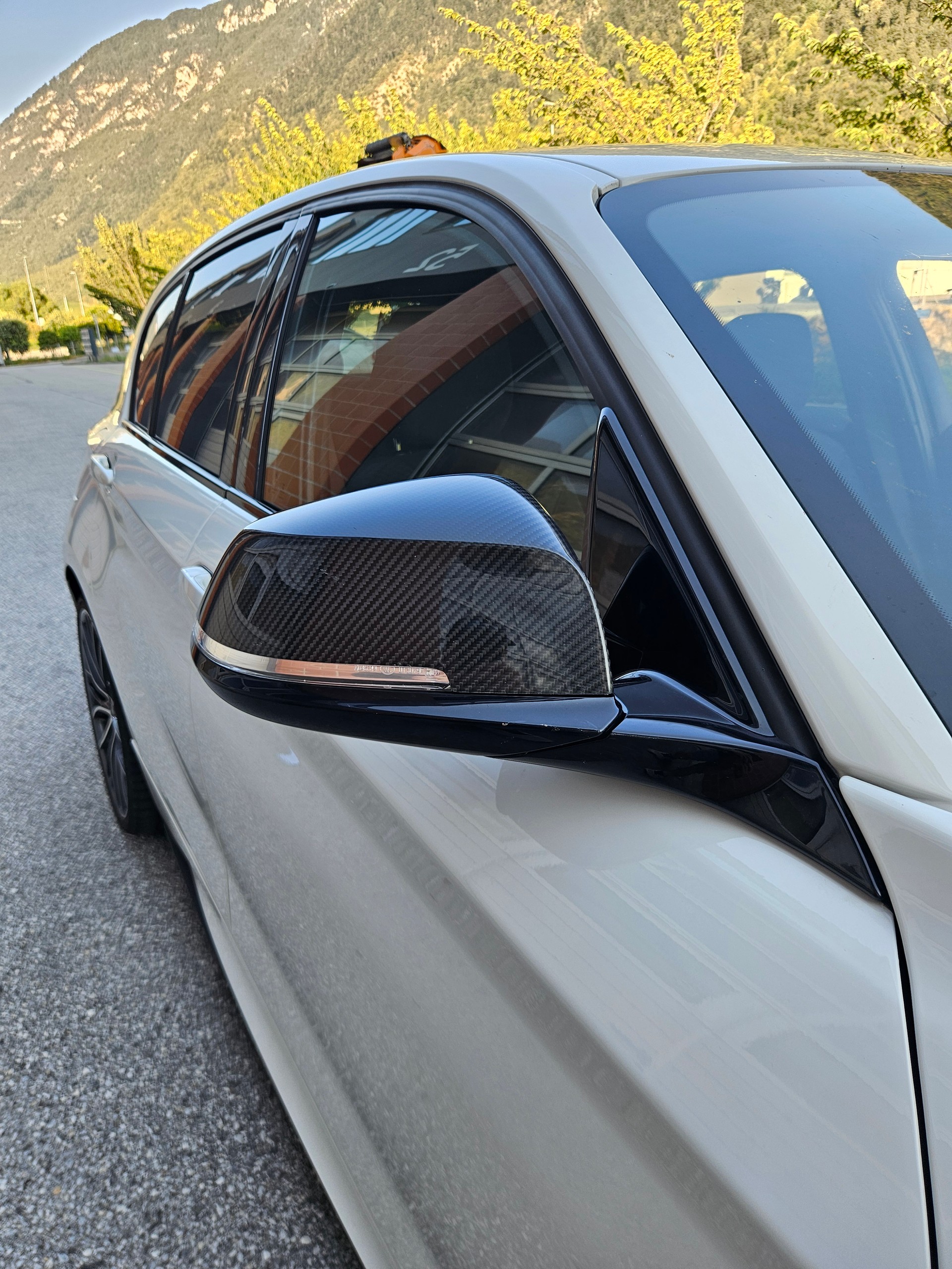 BMW M140i xDrive-image-2