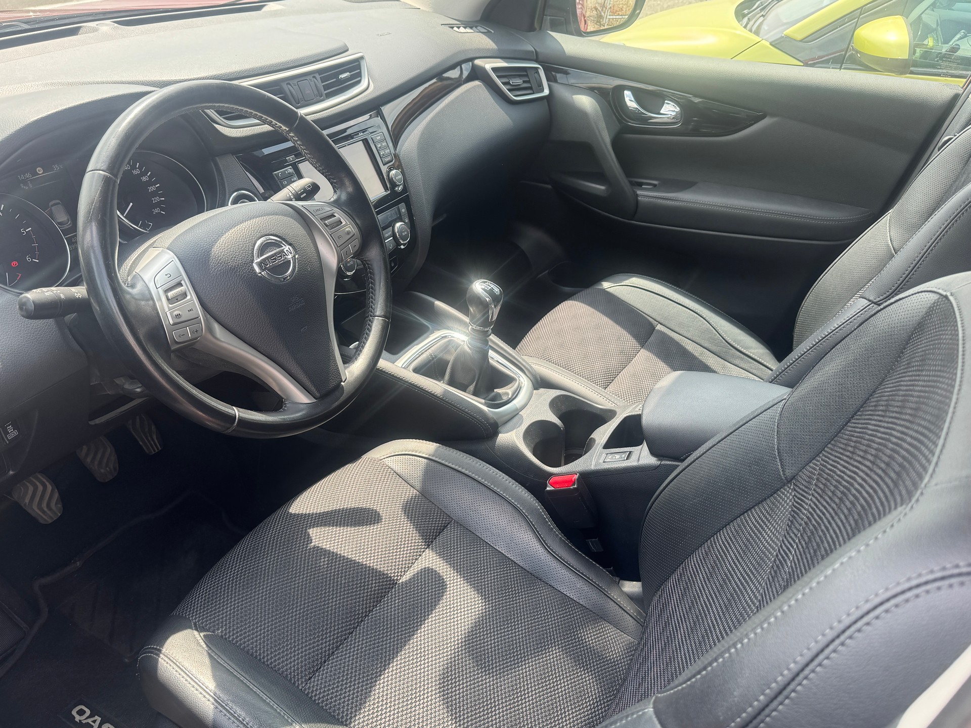 NISSAN Qashqai 1.6 dCi tekna ALL-MODE 4x4-image-7