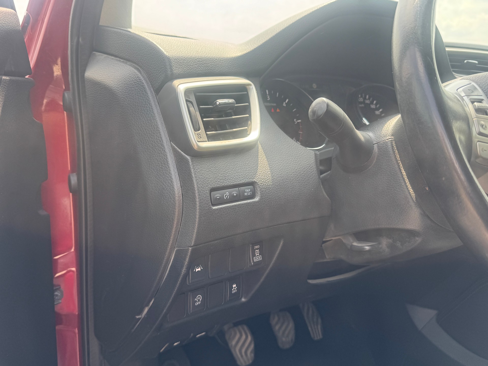 NISSAN Qashqai 1.6 dCi tekna ALL-MODE 4x4-image-9