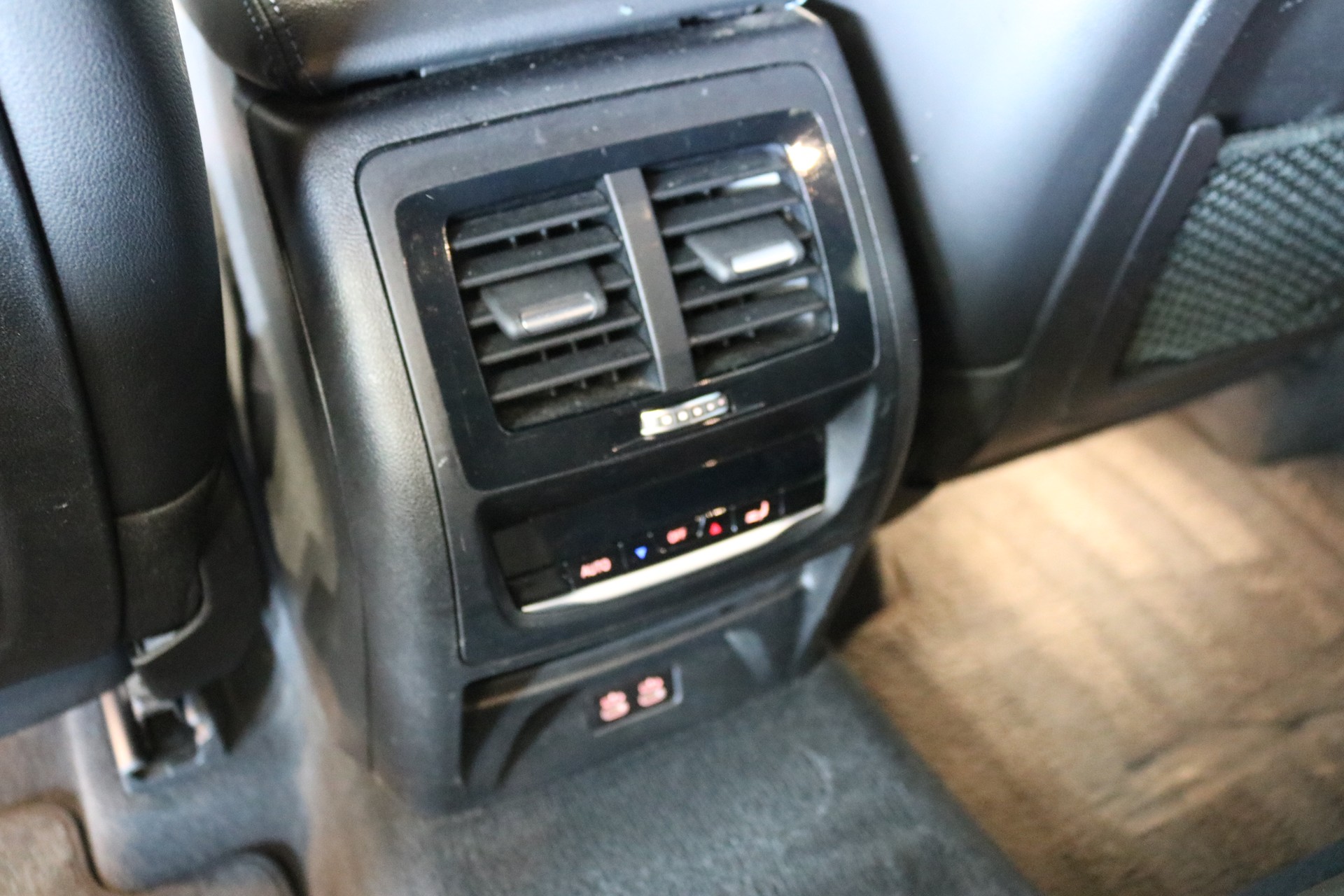 BMW X3 xDrive 30e M Sport-image-33