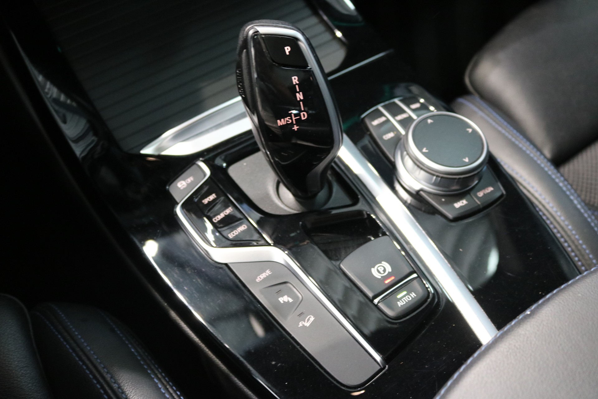 BMW X3 xDrive 30e M Sport-image-6