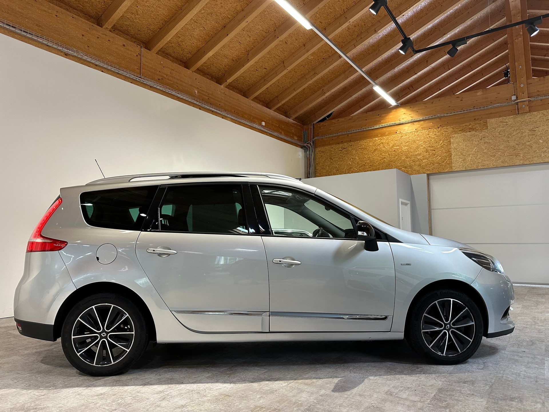 RENAULT Grand Scénic 1.2 16V Turbo Bose Edition/7-Plätzer/Vollausstattung/8 x Aluräder/Frisch ab MFK und Service-image-8