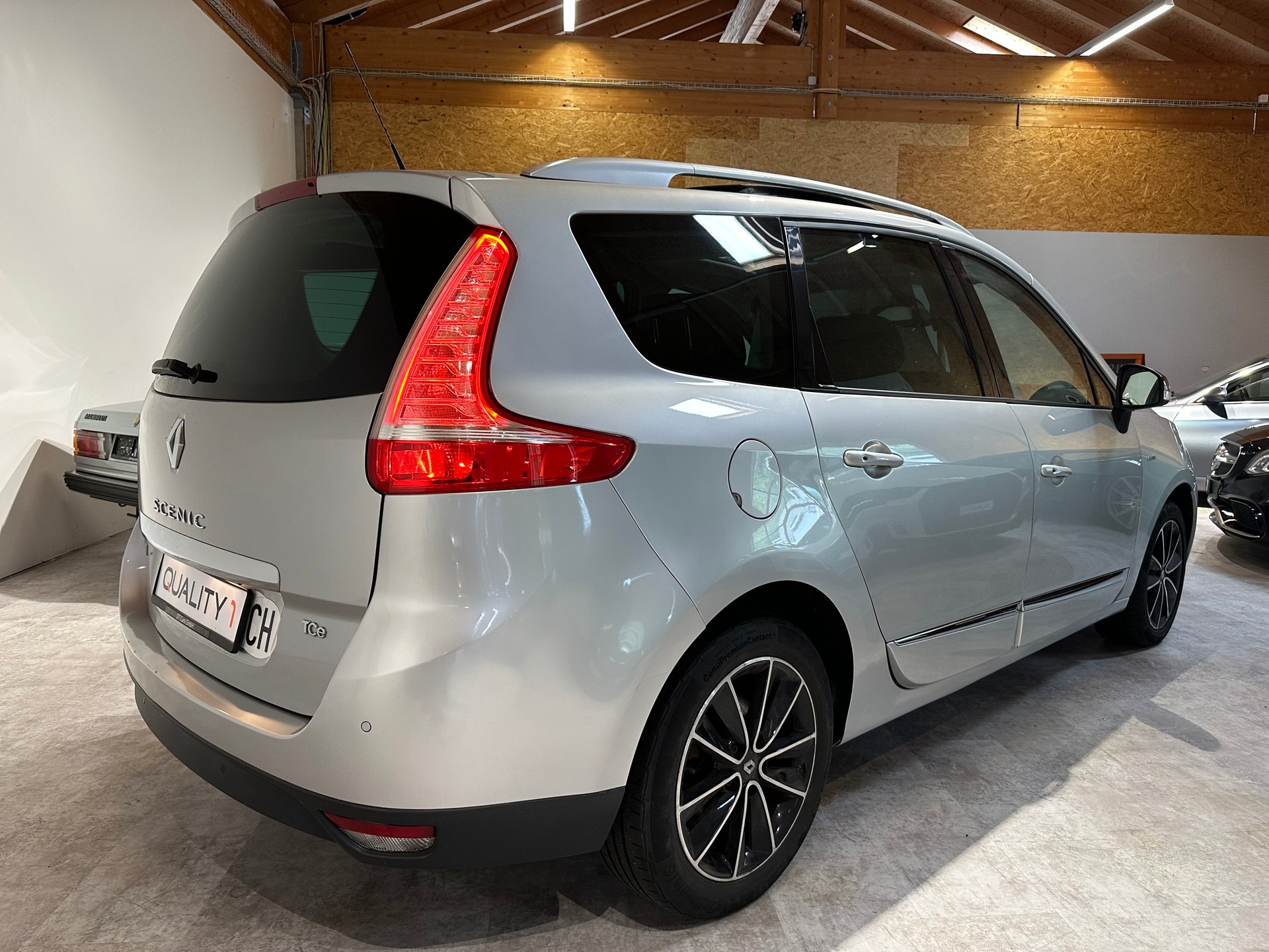 RENAULT Grand Scénic 1.2 16V Turbo Bose Edition/7-Plätzer/Vollausstattung/8 x Aluräder/Frisch ab MFK und Service-image-7