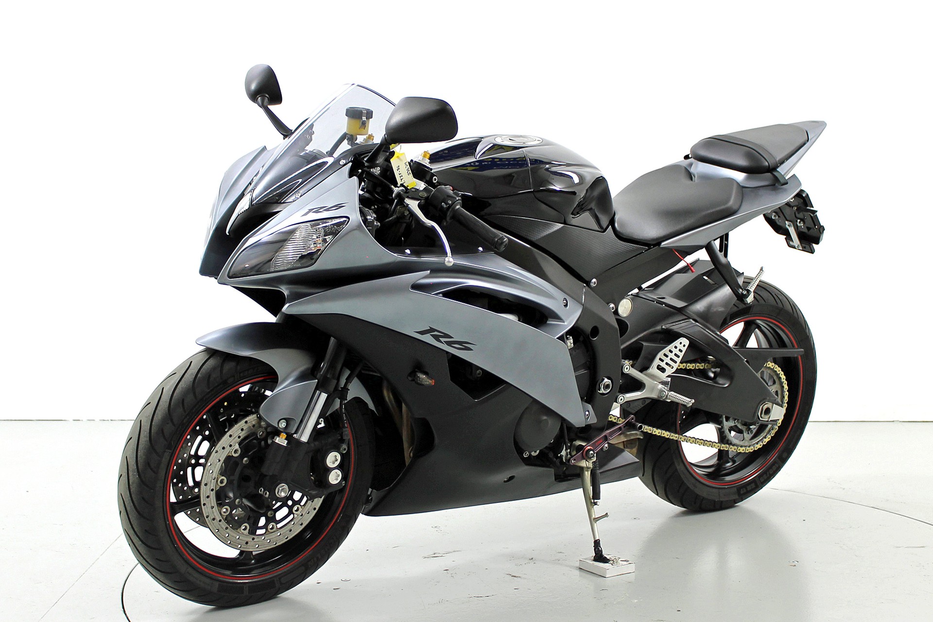 YAMAHA YZF-R6-showroom-element-2